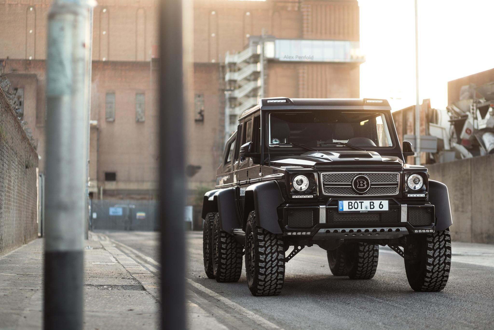 rear-View Mirror, outdoors, G63 AMG, 4x4, mercedes, city, sports Utility Vehicle, urban Scene, benz, bMW, architecture, motor vehicle, land Vehicle, traffic, HD Wallpaper