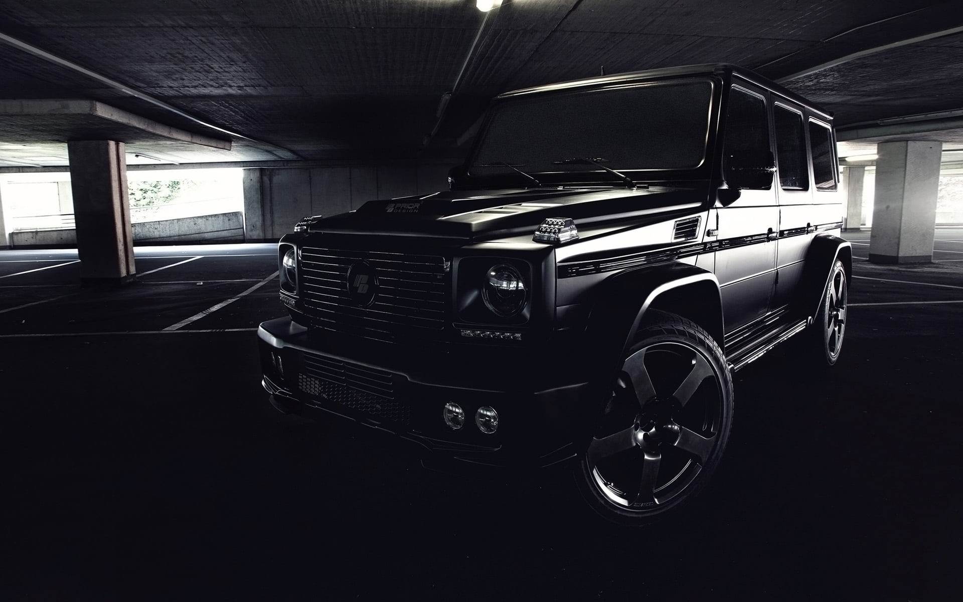 wheel, parking garage, land Vehicle, 4x4, luxury, class, side View, no People, outdoors, G, classic, road, Mercedes, old, day, front View, 1080P, shock Absorber, HD Wallpaper