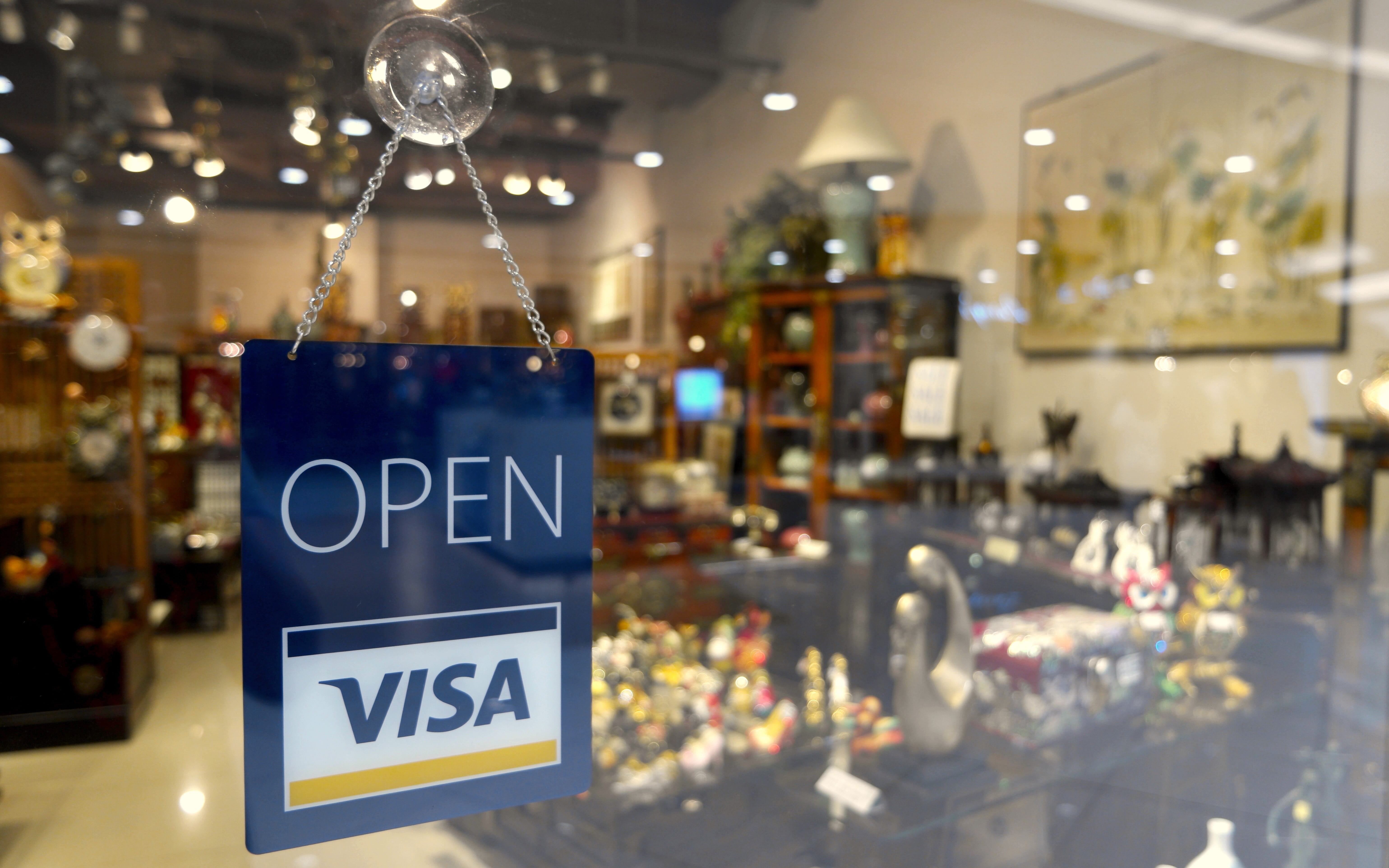 credit card, sign, visa sign, glass - material, signage, open, retail, 5K, visa, no people, business finance and industry, consumerism, hanging, night, HD Wallpaper