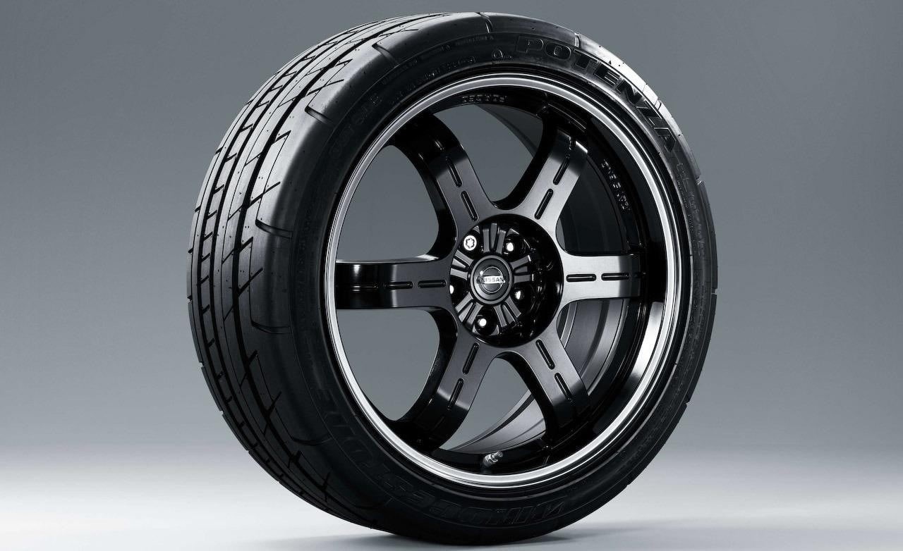 technology, no people, silver colored, circle, black, metal, shape, tire, tires, Nissan GT-R, Nissan, rims, shiny, vehicle part, transportation, car, spoke, HD Wallpaper