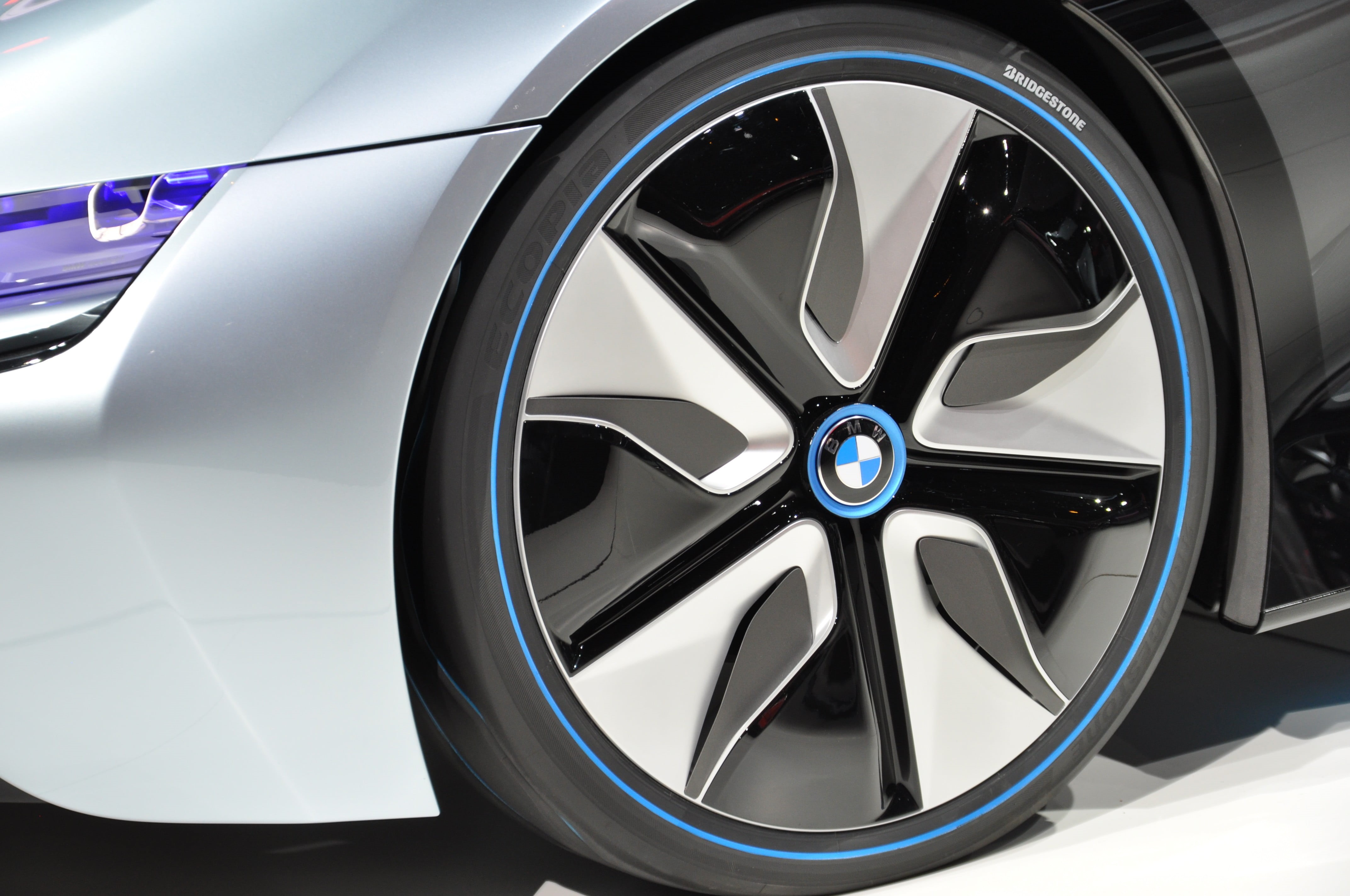 tire, design, motor vehicle, IAA, focus on foreground, car, land vehicle, close-up, rims, luxury, silver colored, shape, indoors, spoke, technology, 4K, HD Wallpaper