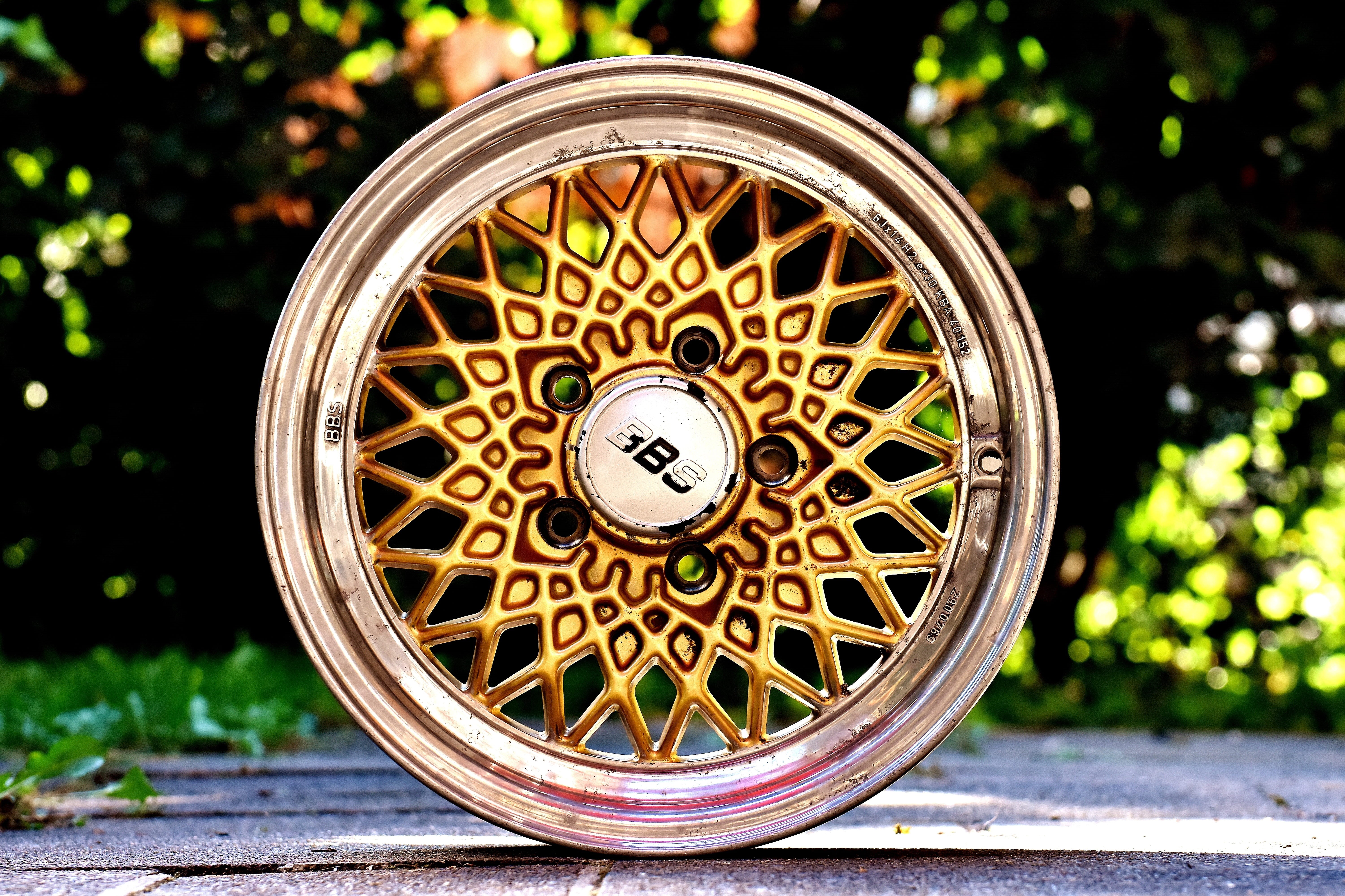 wheel, oldtimer, nature, circle, mercedes, plant, direction, communication, focus on foreground, old, geometric shape, wheels, shape, single object, wood - material, HD Wallpaper