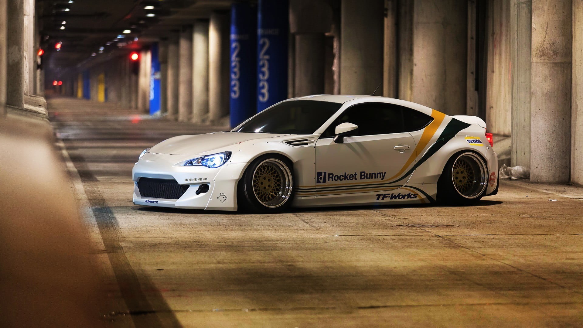 speed, racecar, no people, car, white cars, competition, motor vehicle, land vehicle, number, flooring, sports race, coupe, built structure, mode of transportation, HD Wallpaper