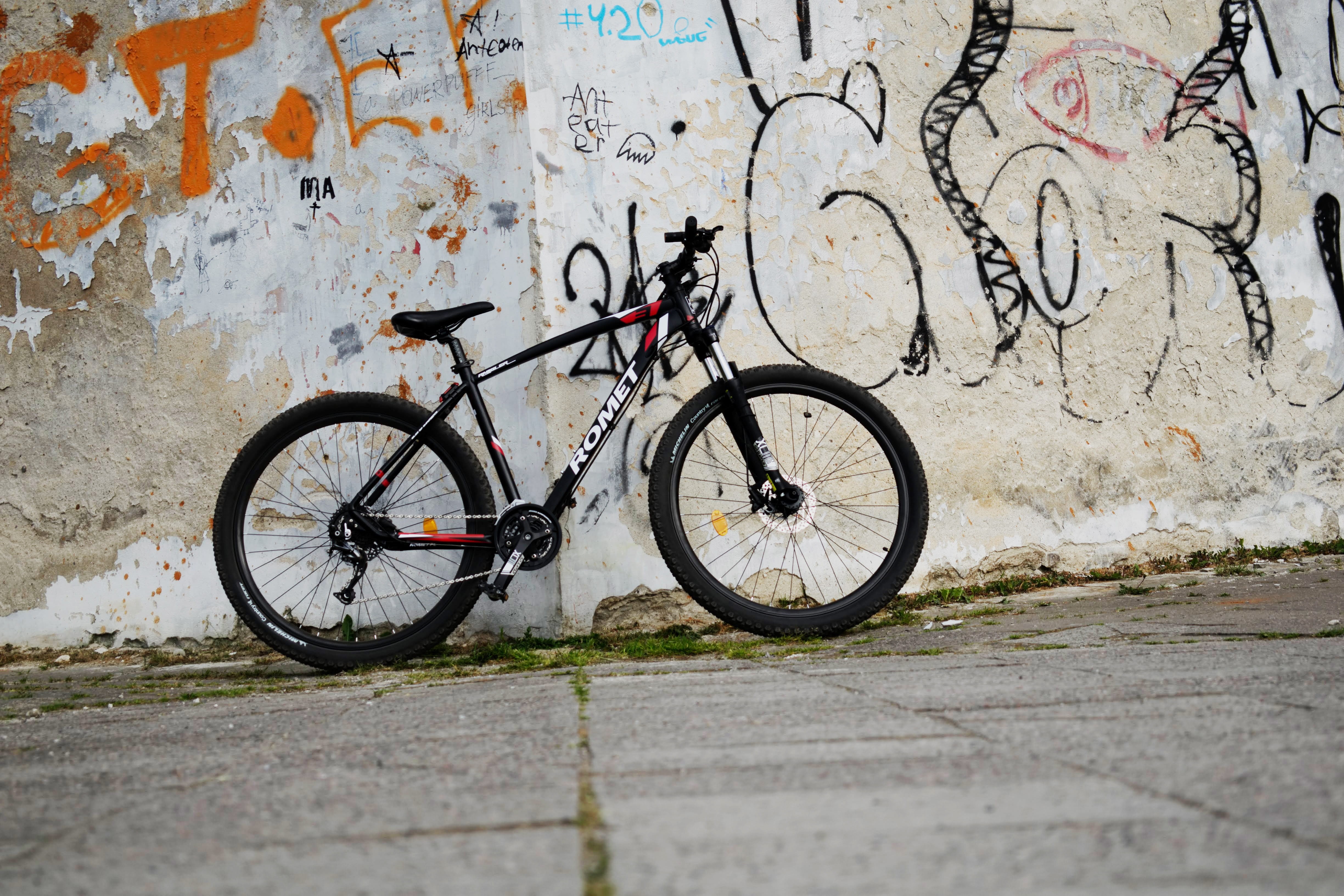 white, cycling, mountain bike, wheels, cross country, street, transportation, stationary, graffiti, estonia, bicycle, wheel, no people, land vehicle, 4K, HD Wallpaper
