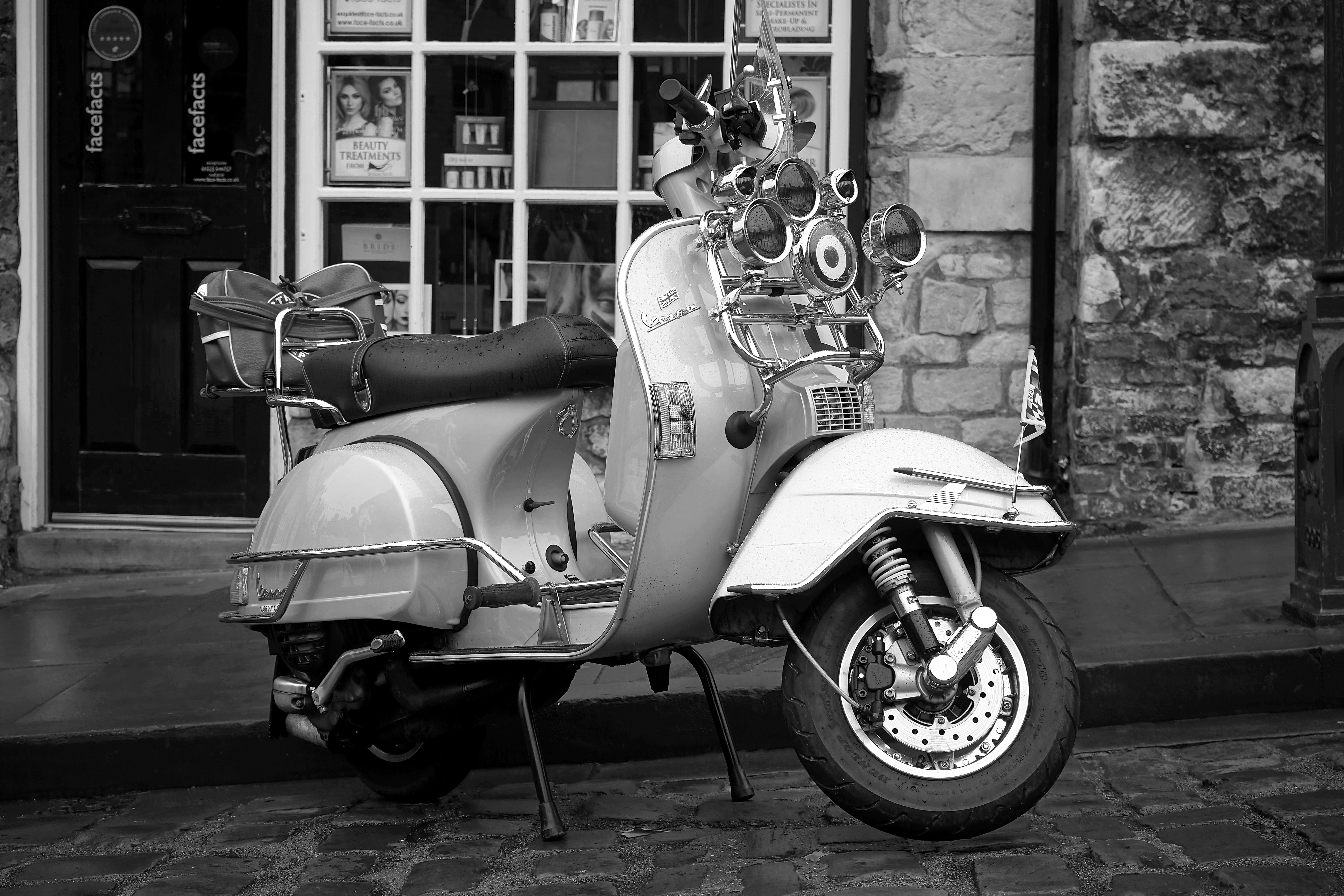 parked, style, no people, stationary, only women, near, 5K, design, photo, mode of transportation, sidewalk, motorcycle, wheel, italy, side view, outdoors, HD Wallpaper