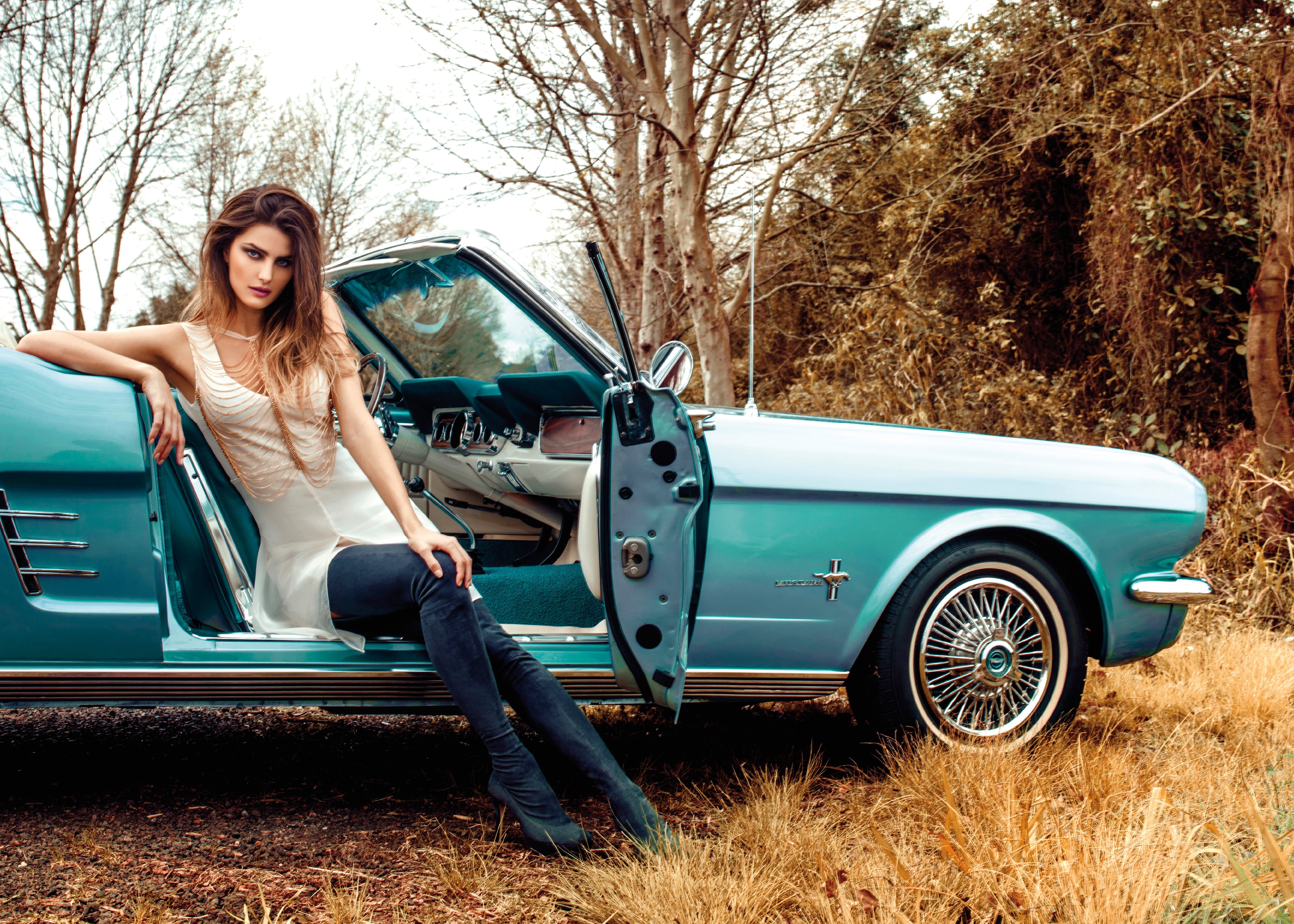 freedom, day, young Adult, brunette, nature, vacations, lifestyles, fall, relaxation, caucasian Ethnicity, jeans, fashion Model, outdoors, portrait, Morena Rosa, HD Wallpaper
