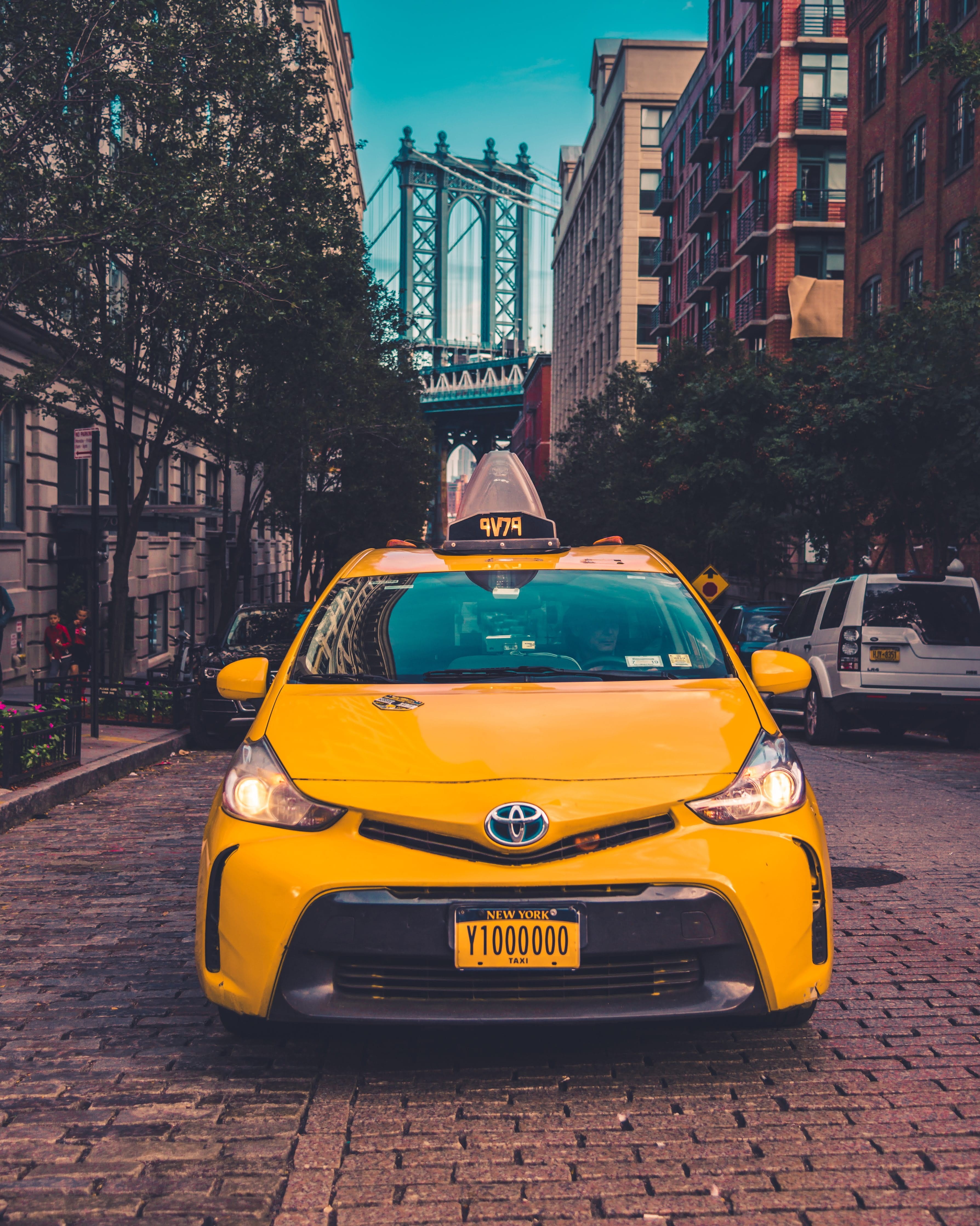 near, cab, boat, building exterior, built structure, vehicle, town, parked, motor vehicle, suv, day, car, sports car, city, street, building, neighborhood, Phone HD Wallpaper