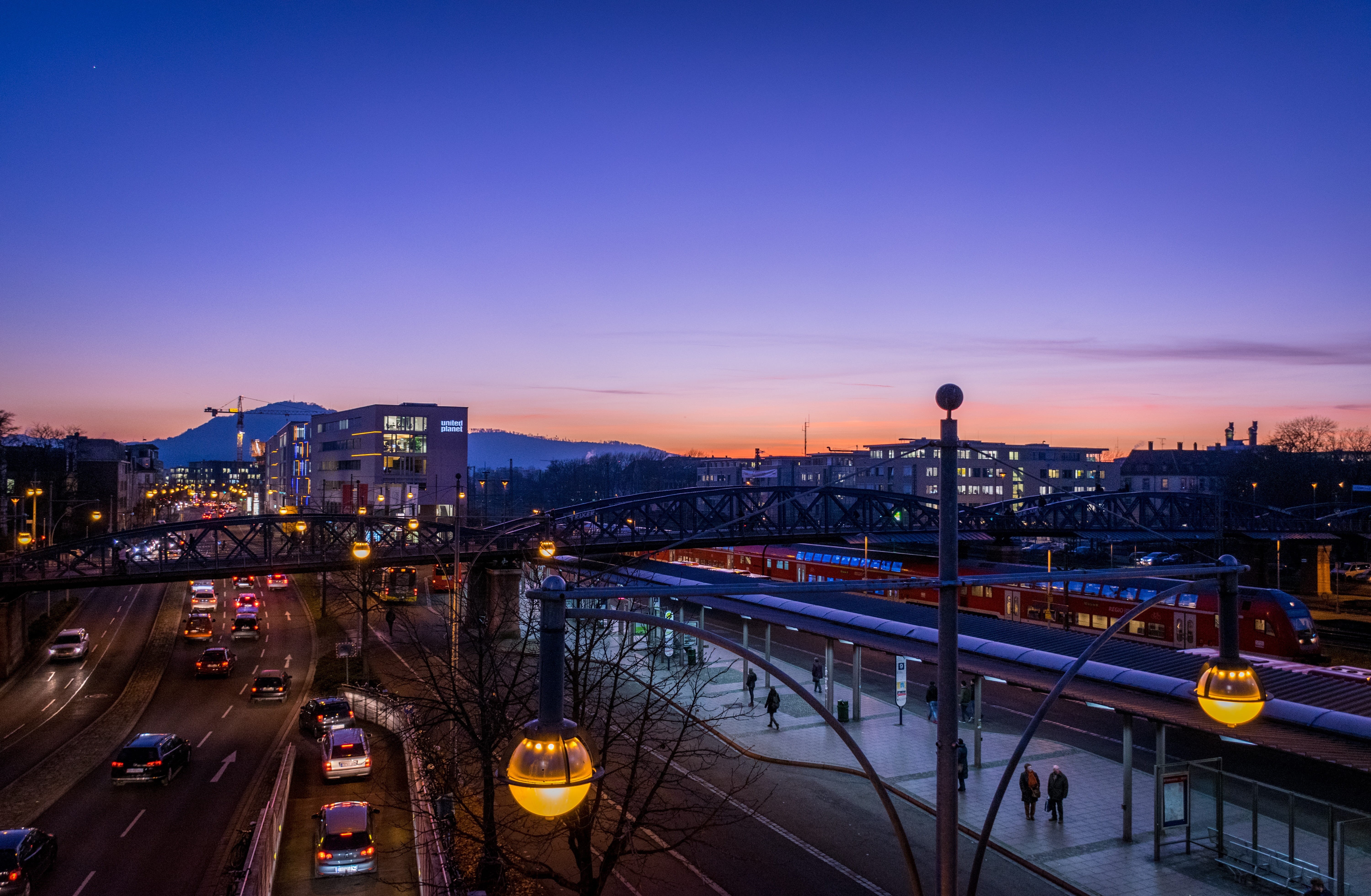 view, building exterior, road, roadway, river, high angle view, mode of transportation, no people, outlook views, architecture, urban Skyline, dusk, blue, HD Wallpaper