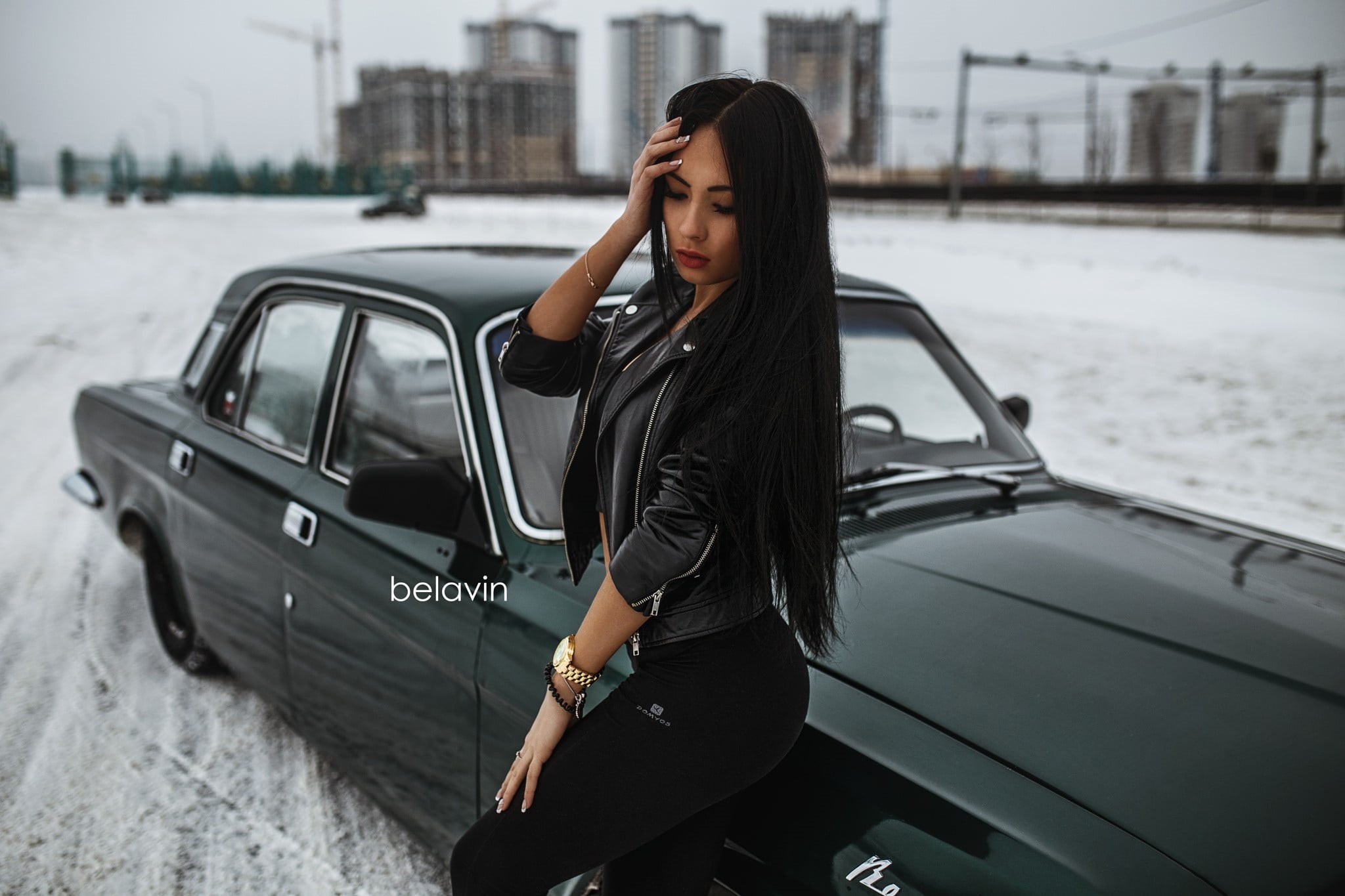 beautiful woman, 1080P, outdoors, leather, motor vehicle, Alexander Belavin, architecture, car, women, hairstyle, mode of transportation, women with cars, HD Wallpaper