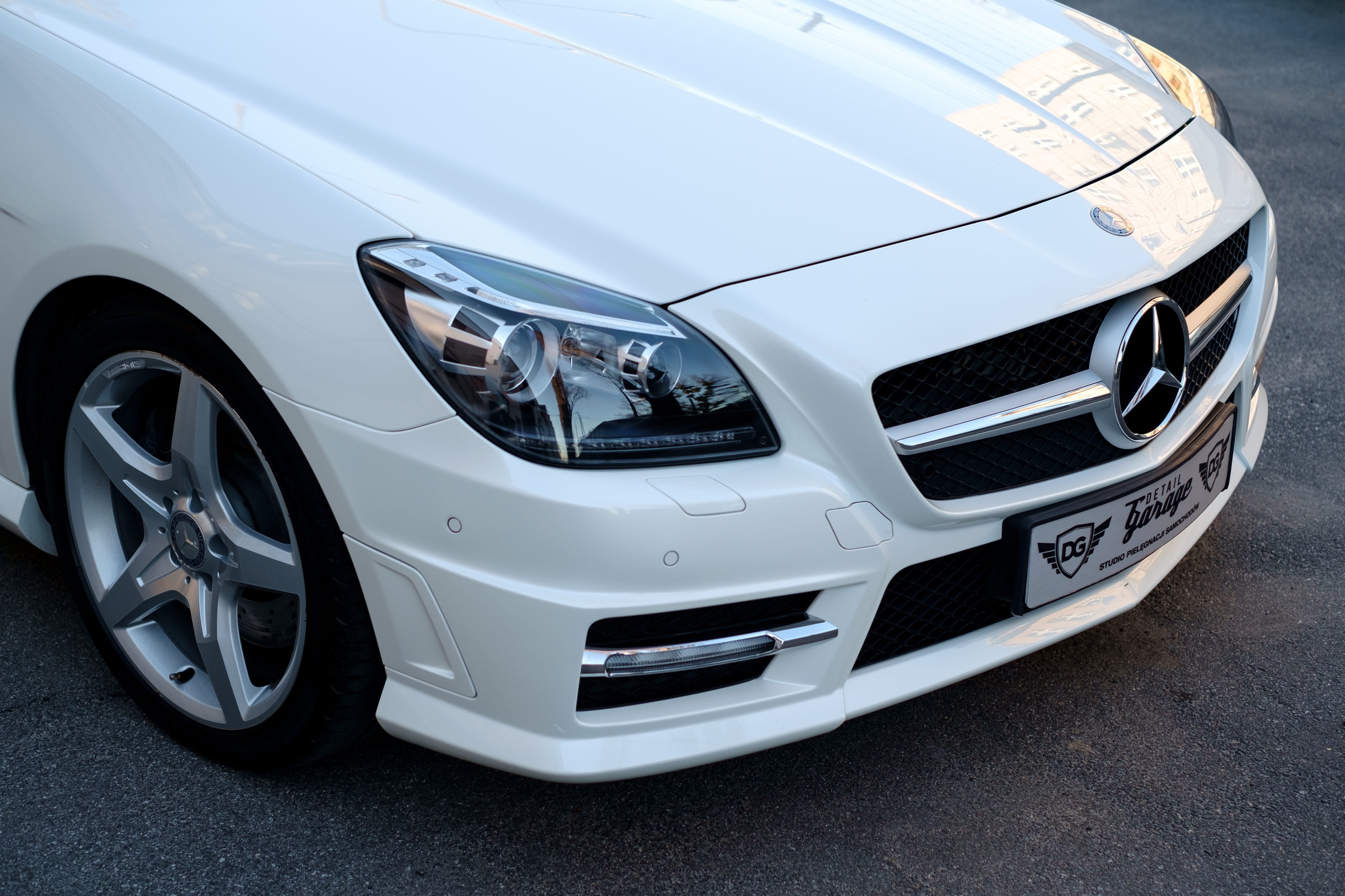 motorsport, detailing world, wealth, vehicles, clean car, mobile detailing, men, speed, technology, silver colored, display, business, land vehicle, stationary, HD Wallpaper