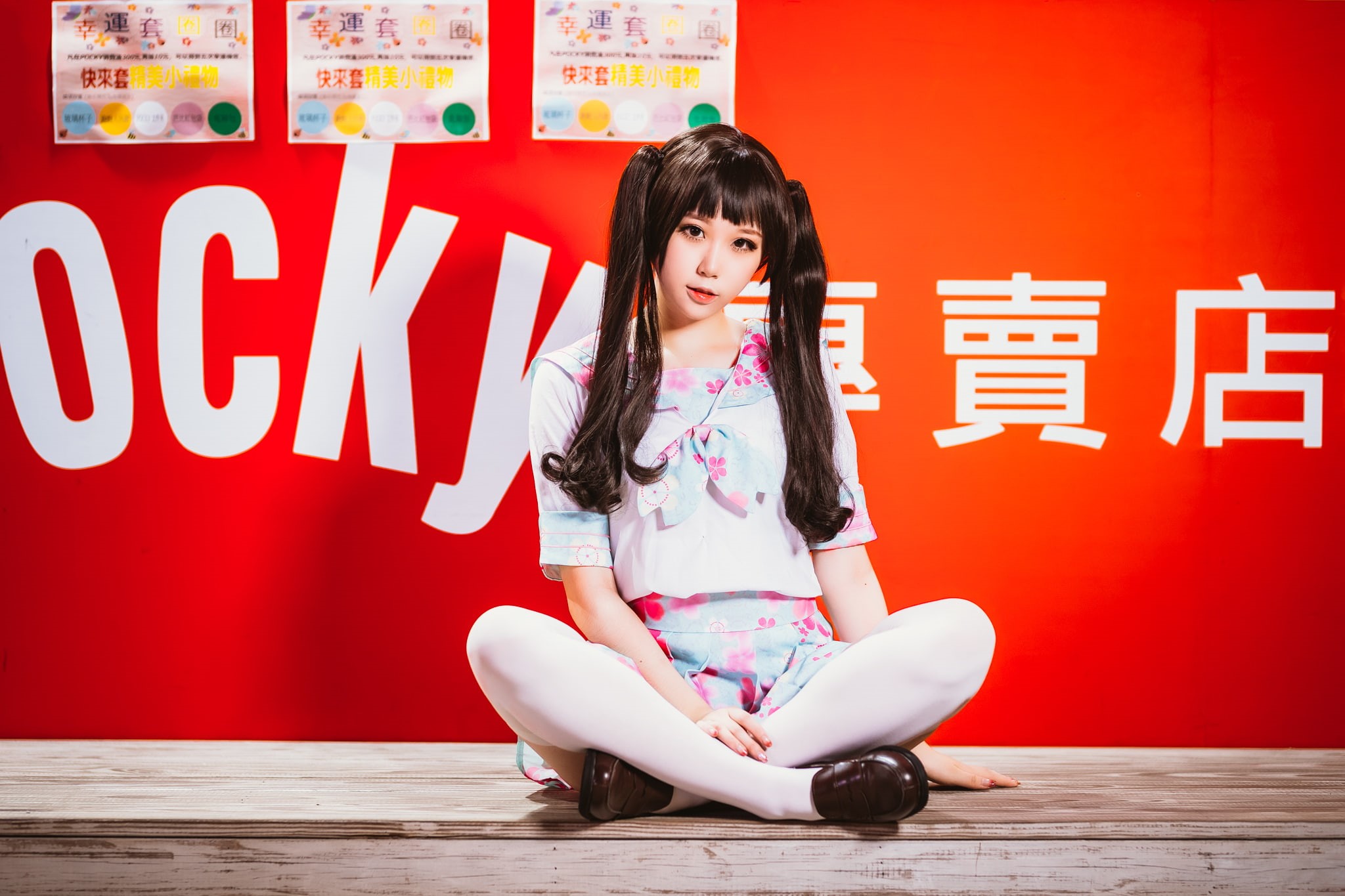 model, real people, schoolgirl, wall - building feature, Asian, sitting, sailor uniform, dark hair, looking at viewer, wood, flooring, indoors, legs crossed, HD Wallpaper