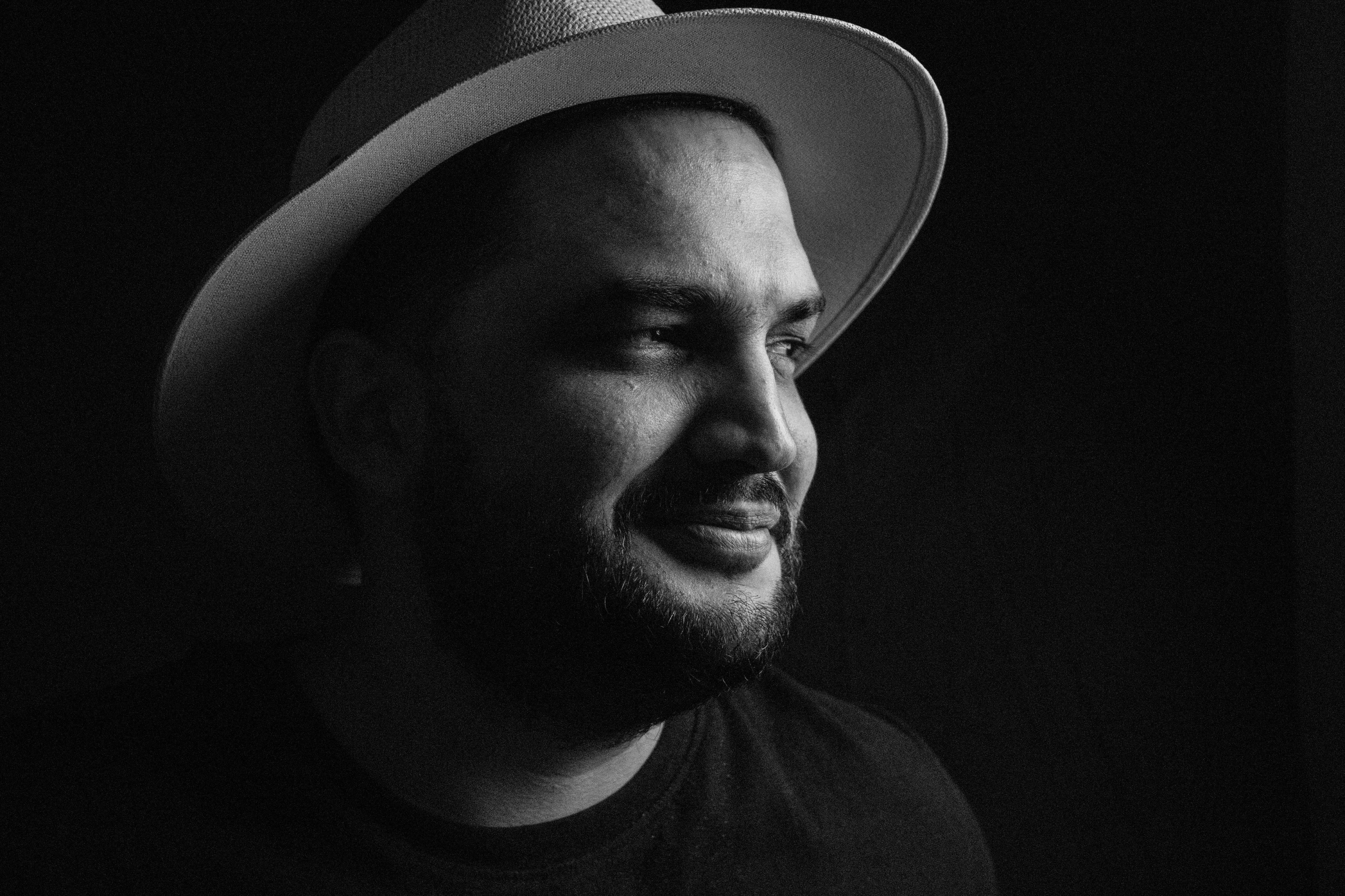 one person, young men, looking, men, focus, dark, close-up, 5K, facial hair, fedora, facial expression, young adult, contemplation, looking away, indoors, HD Wallpaper