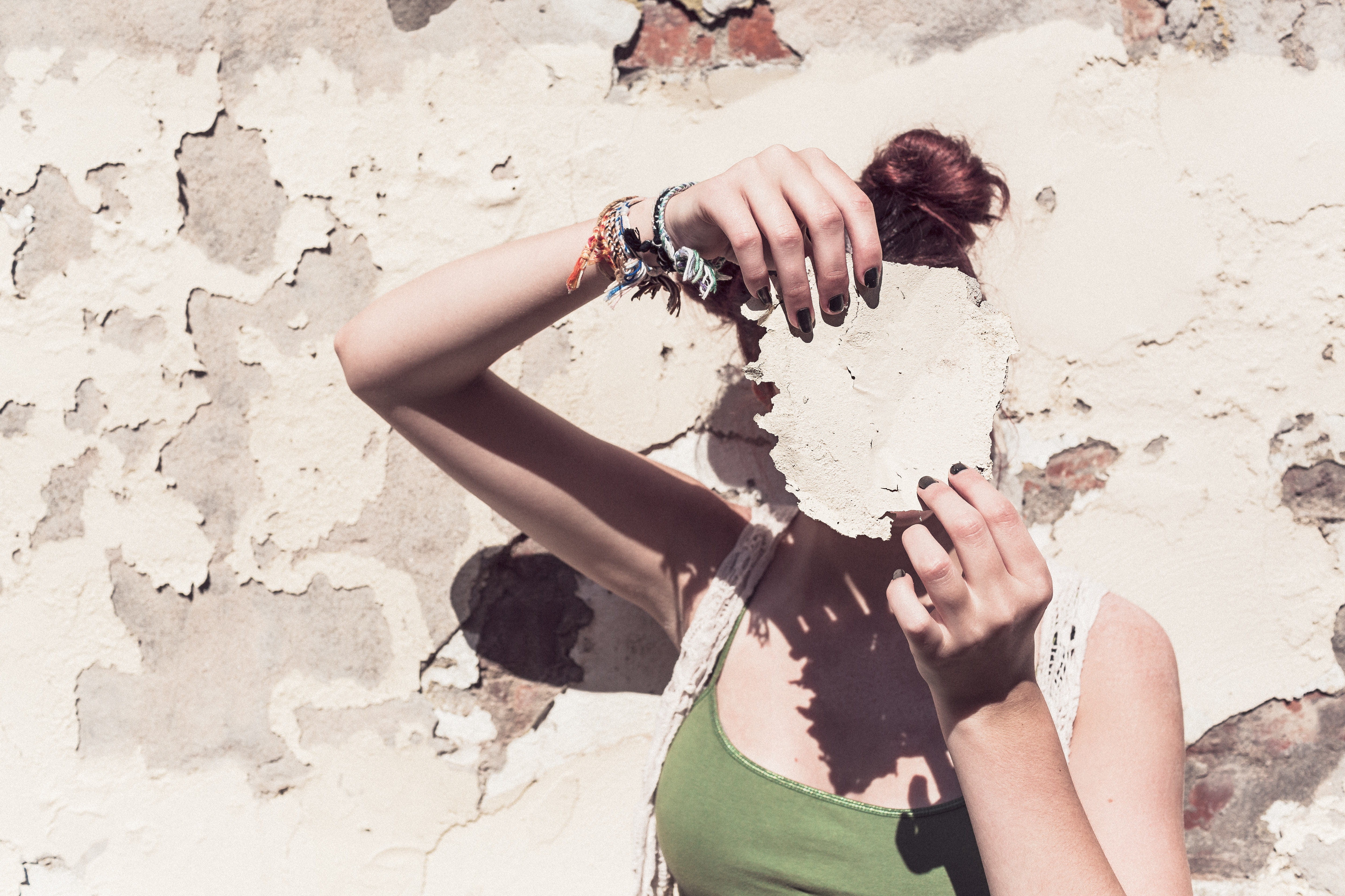 women, leisure activity, wall - building feature, white, one woman only, 5K, daytime, hairstyle, young Adult, day, people, green, females, sunlight, near, HD Wallpaper