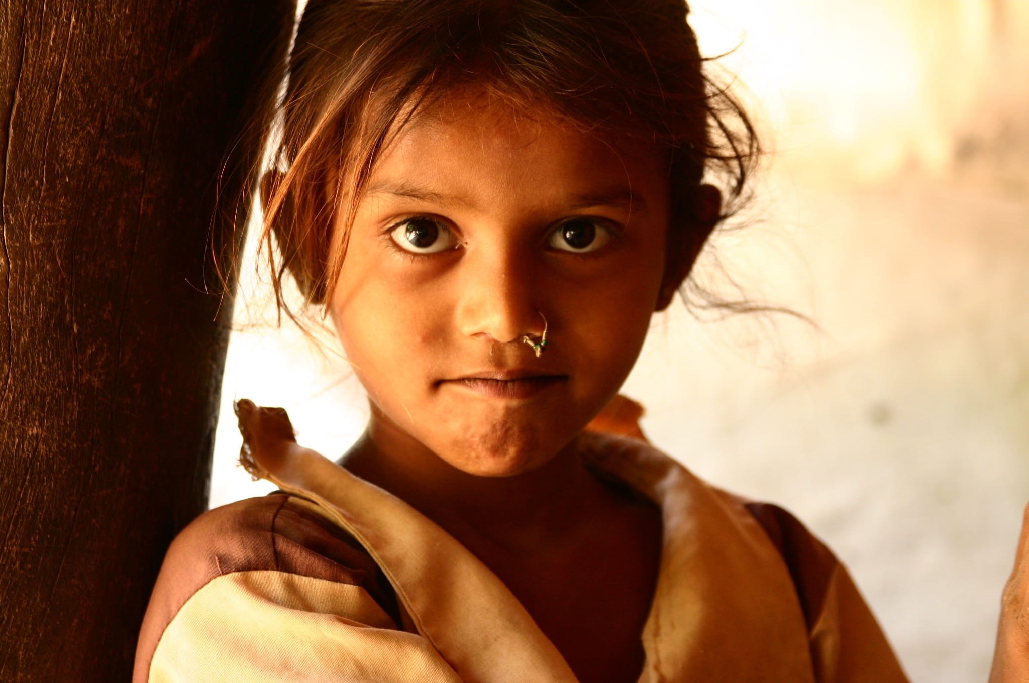 sunlight, emotion, headshot, body part, face, cute, looking at camera, nose piercing, offspring, focus on foreground, Village, one person, contemplation, HD Wallpaper