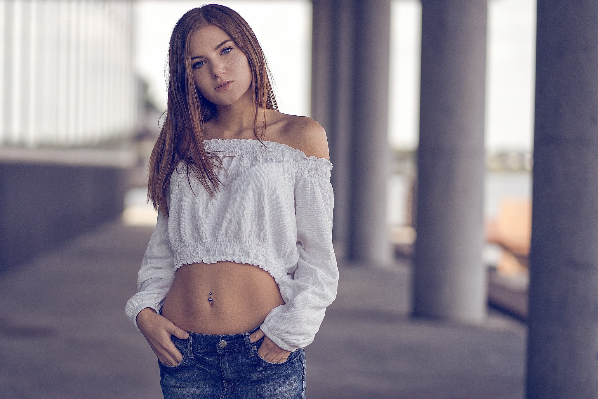 hairstyle, innocence, females, people, brown hair, 1080P, positive emotion, denim, looking at camera, brunette, lifestyles, jeans, looking at viewer, focus on foreground, HD Wallpaper