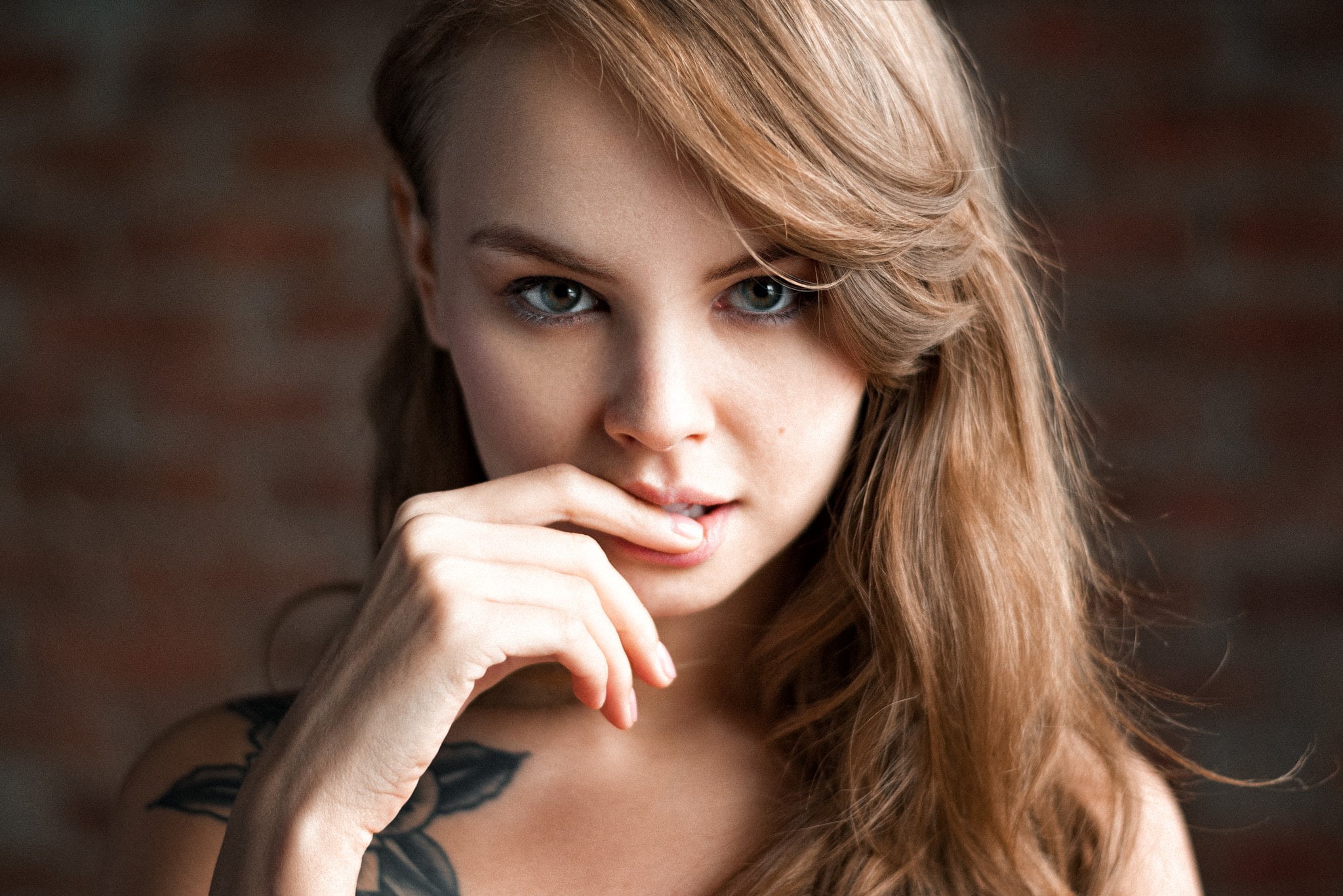 human hair, finger on lips, headshot, one person, portrait, blond hair, young women, beauty, body part, Anastasia Scheglova, hairstyle, adult, blonde, human face, HD Wallpaper
