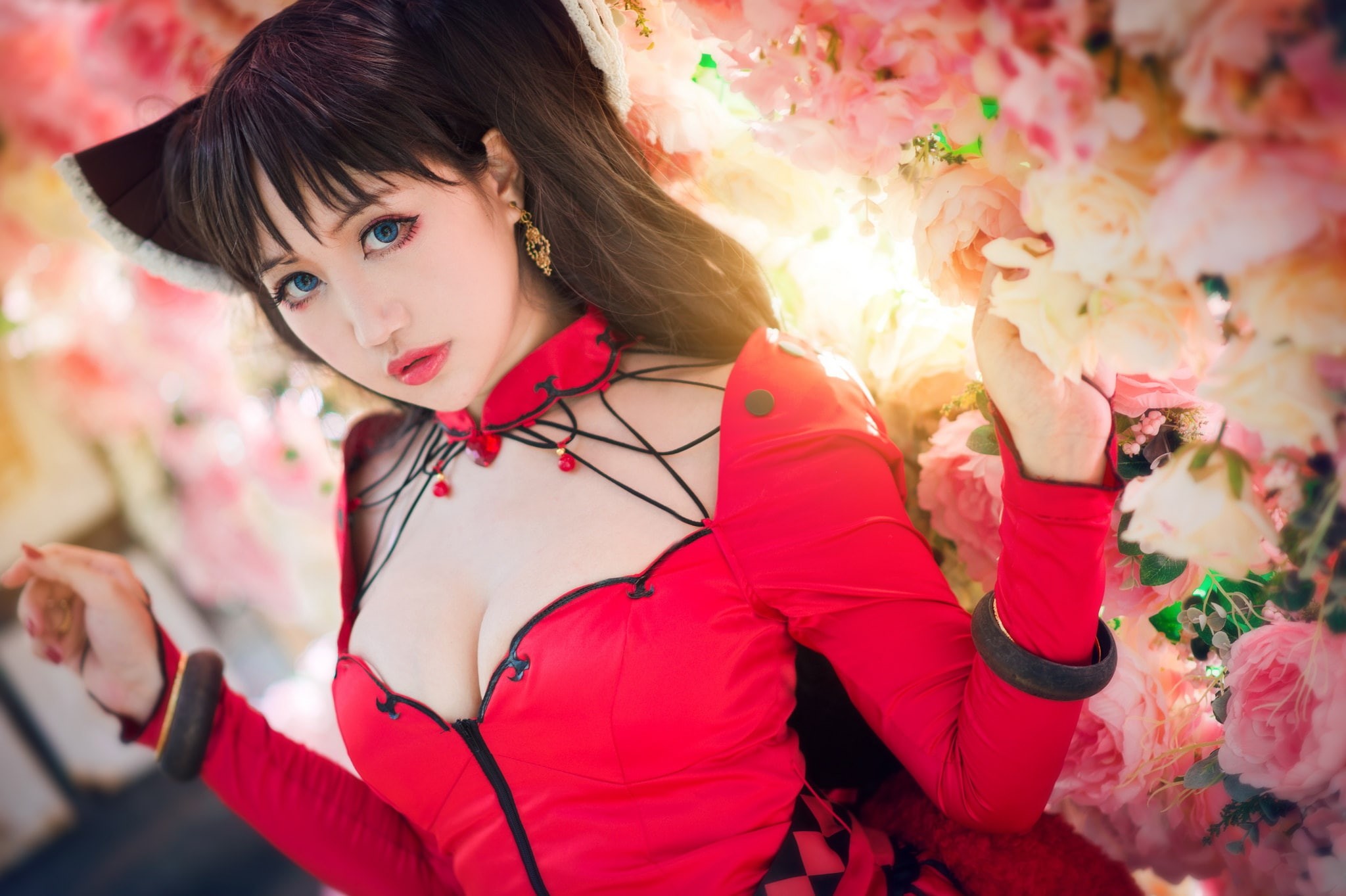 bow, light background, decoration, 1080P, Asian, outfit, style, face, portrait, hairstyle, heart, roses, light, long-haired, bangs, look, red, pose, blue eyes, HD Wallpaper