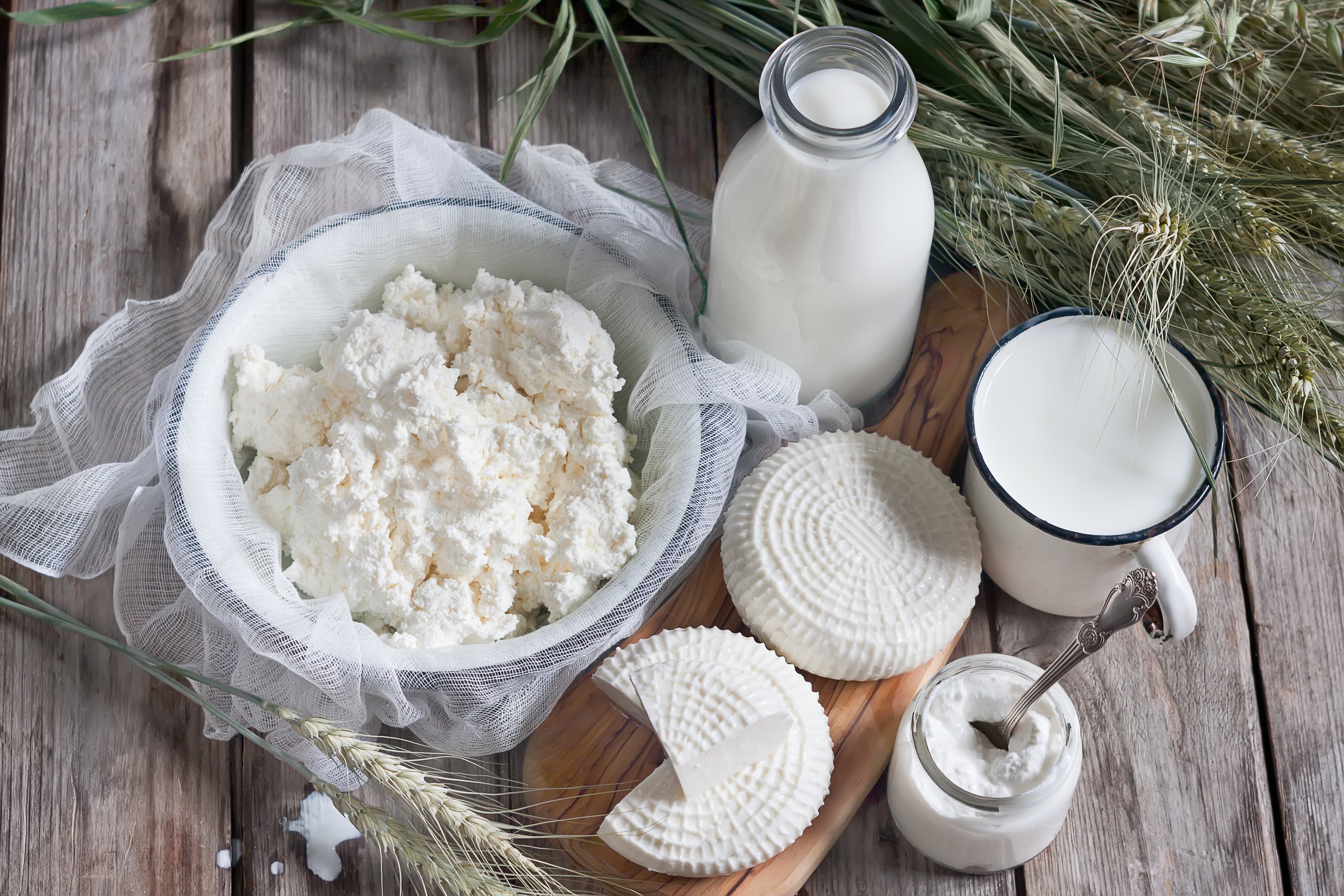 cheese, no people, container, kitchen utensil, food, bottle, healthy eating, breakfast, cottage cheese, crockery, drink, wood - material, bowl, freshness, HD Wallpaper