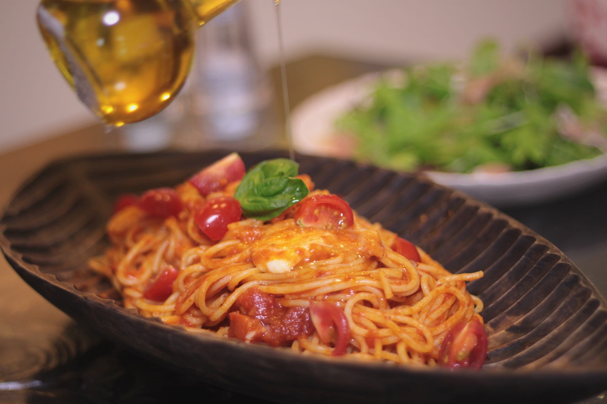 savory Sauce, cooking, meat, freshness, lunch, red, glass, restaurant, style, spaghetti, pasta, bolognese Sauce, basil, herb, food And Drink, selective focus, HD Wallpaper