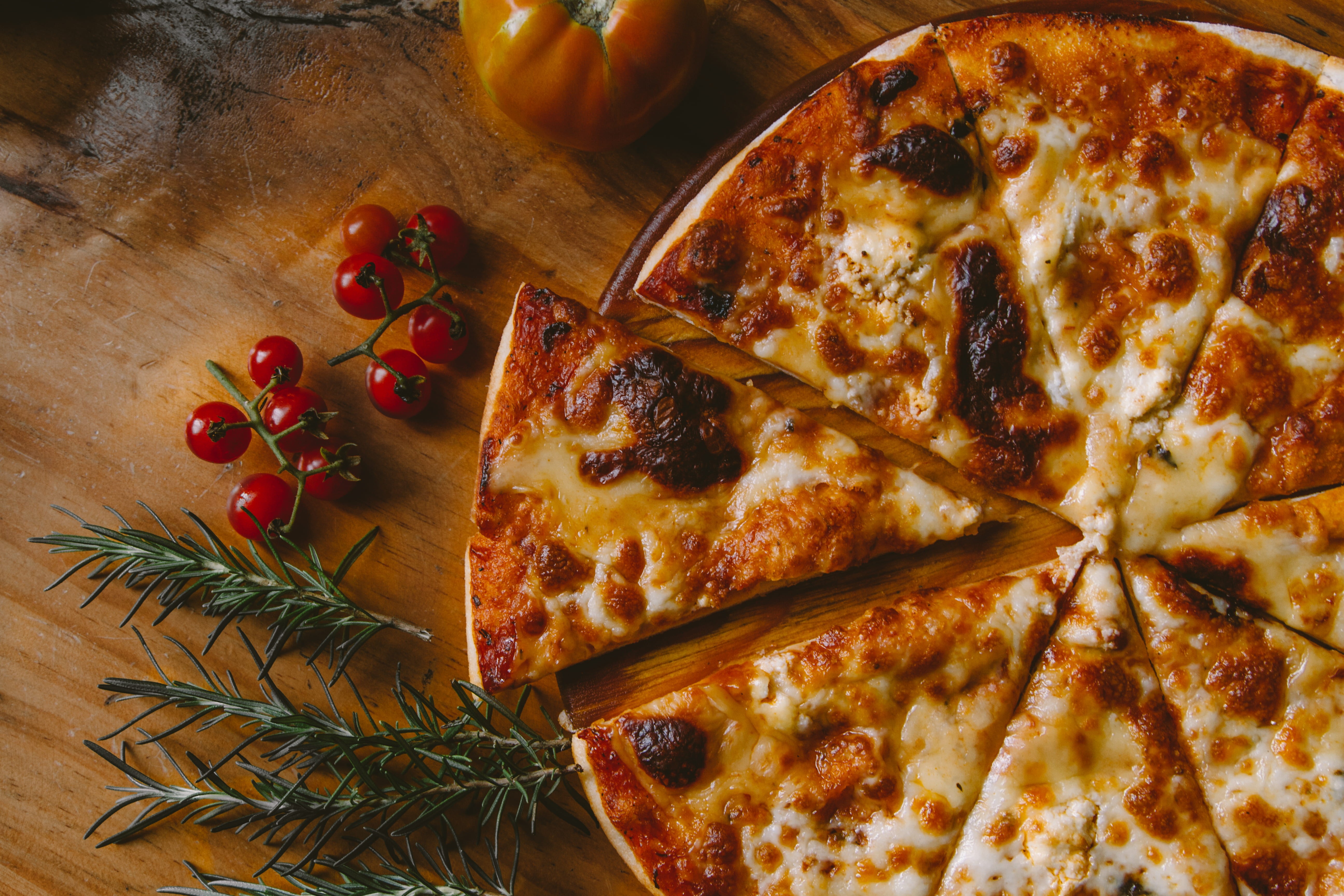 homemade, tomato, ready-to-eat, cheese, dairy product, tomatoes, 5K, slice, temptation, still life, healthy eating, table, freshness, rosemary, sliced, HD Wallpaper