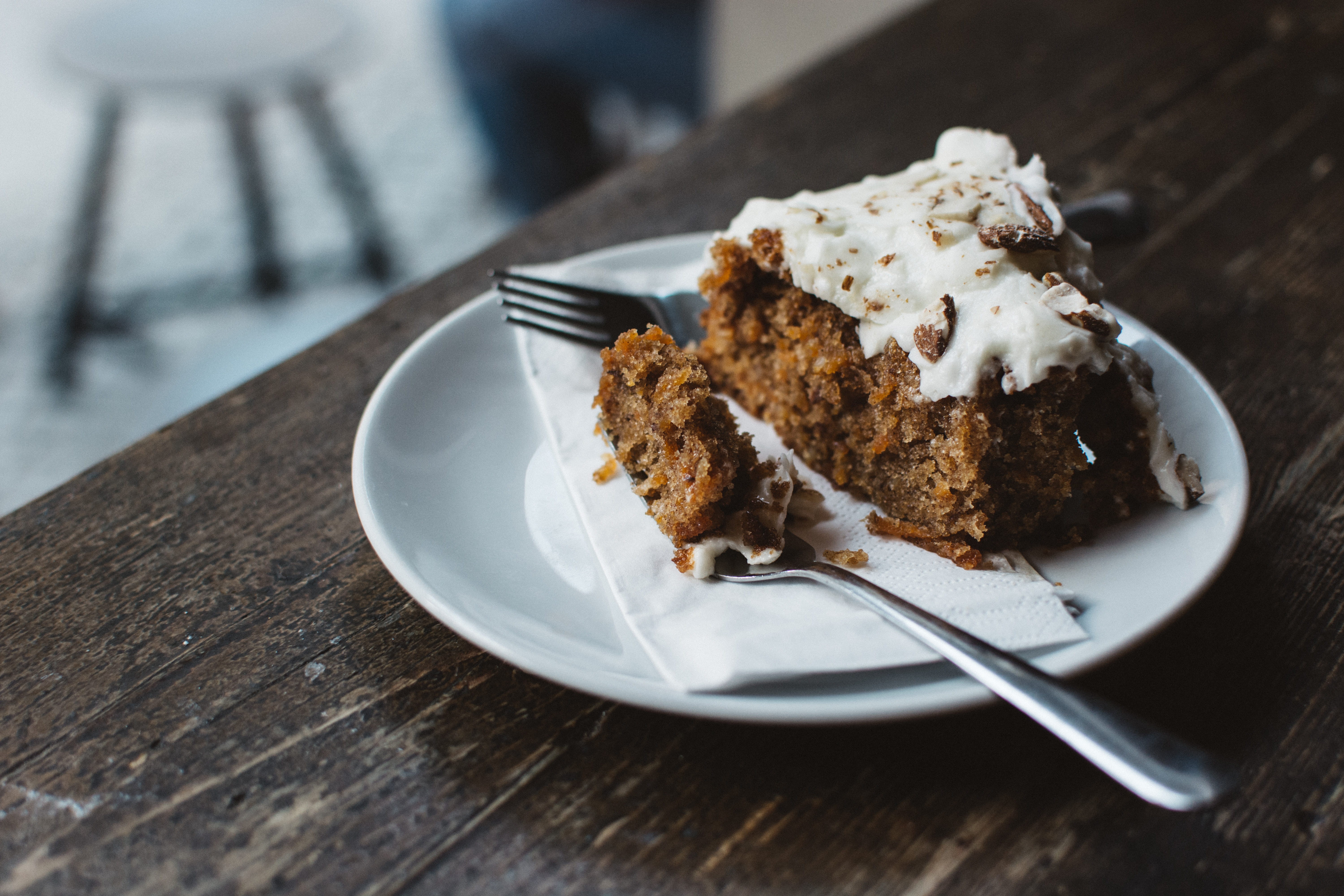 ready-to-eat, eating utensil, sweet, baked, slice of cake, indulgence, 5K, Eating, caf, gourmet, chocolate, close-up, dessert, brown, kitchen utensil, HD Wallpaper