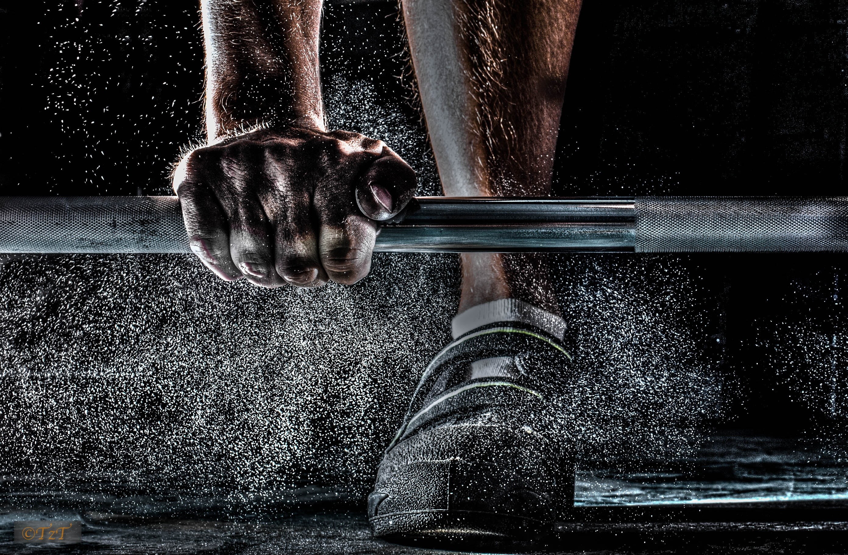 magnesium, muscular Build, day, neck, one Person, hands, vitality, rod, sport, leisure activity, the Human Body, human Muscle, silver, young Adult, health Club, HD Wallpaper