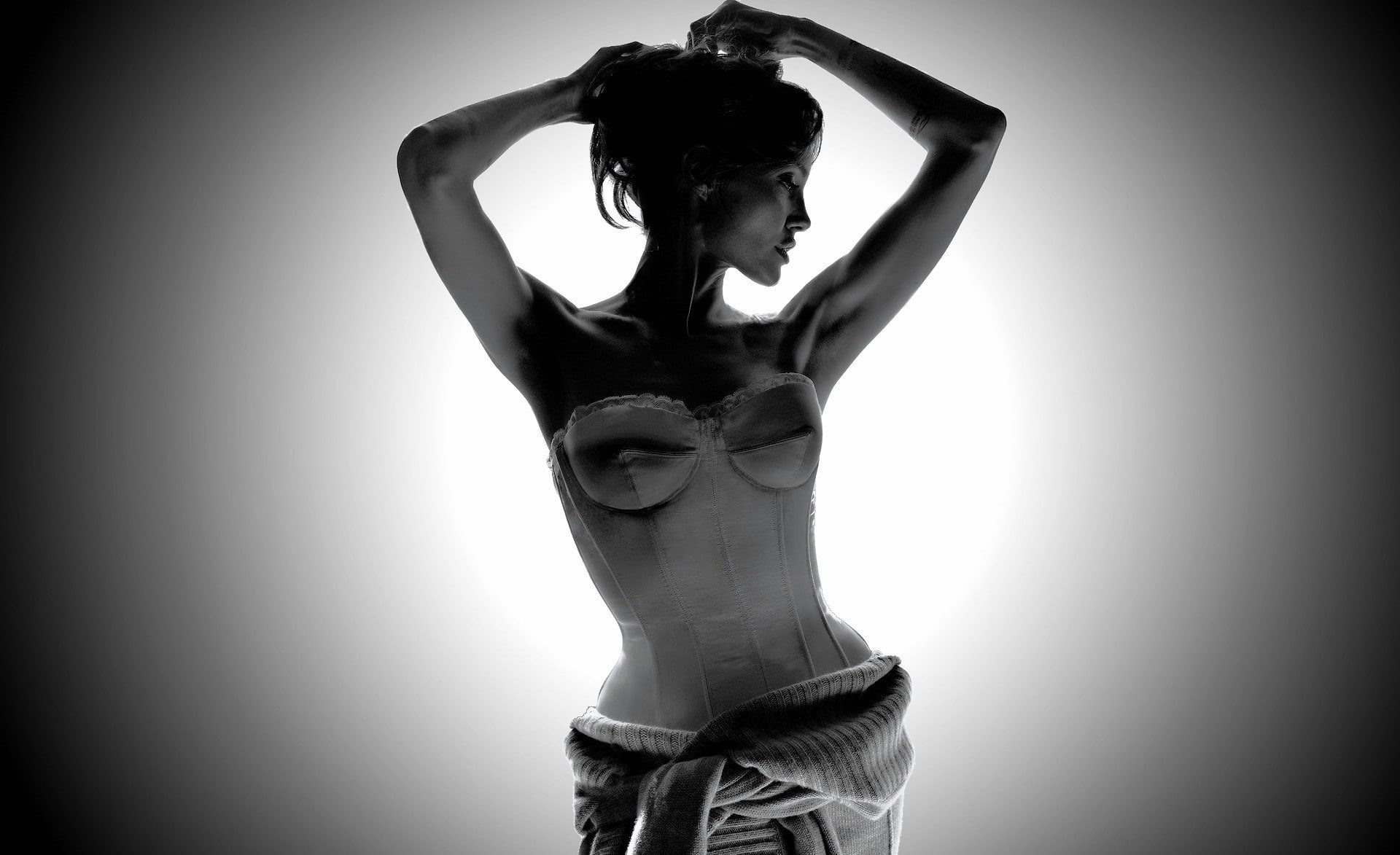indoors, hairstyle, Jolie, s, Black, women, standing, White, clothing, strapless, vignette, Black and White, human body part, three quarter length, Angelina, HD Wallpaper