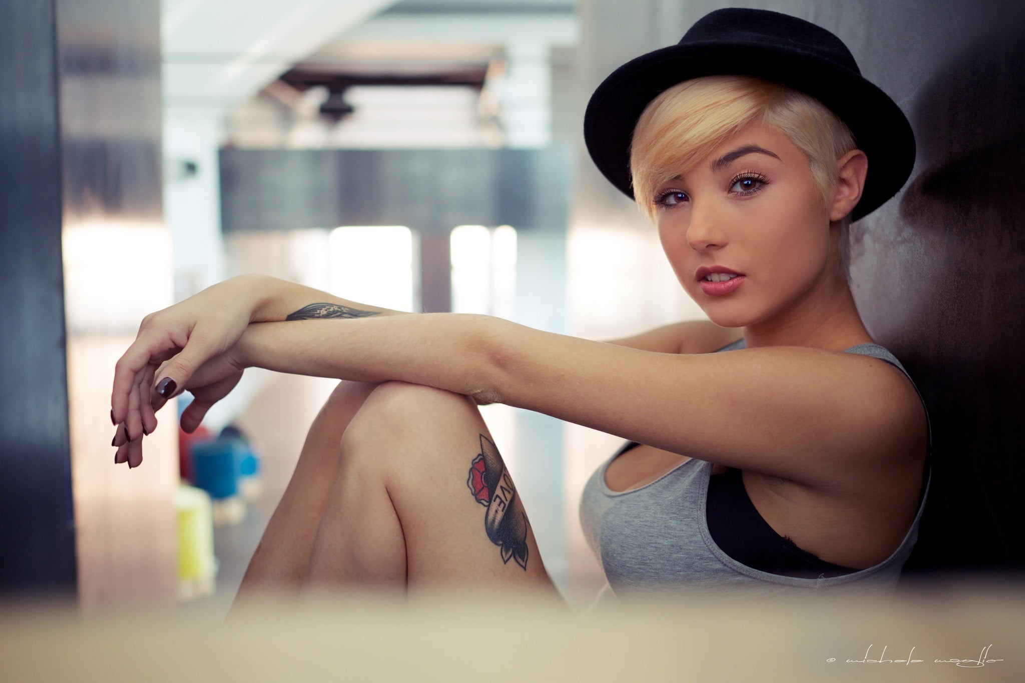 beauty, headshot, short hair, sitting, beautiful woman, young women, real people, looking, focus on foreground, front view, fashion, s, Giorgia Soleri, HD Wallpaper