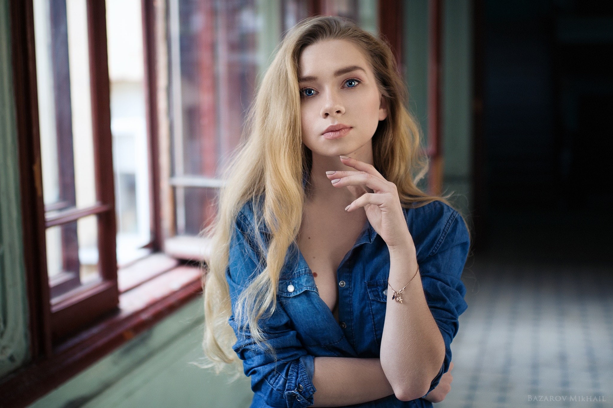 contemplation, one person, denim shirt, looking at viewer, long hair, emotion, hairstyle, women indoors, casual clothing, beautiful woman, depression - sadness, HD Wallpaper
