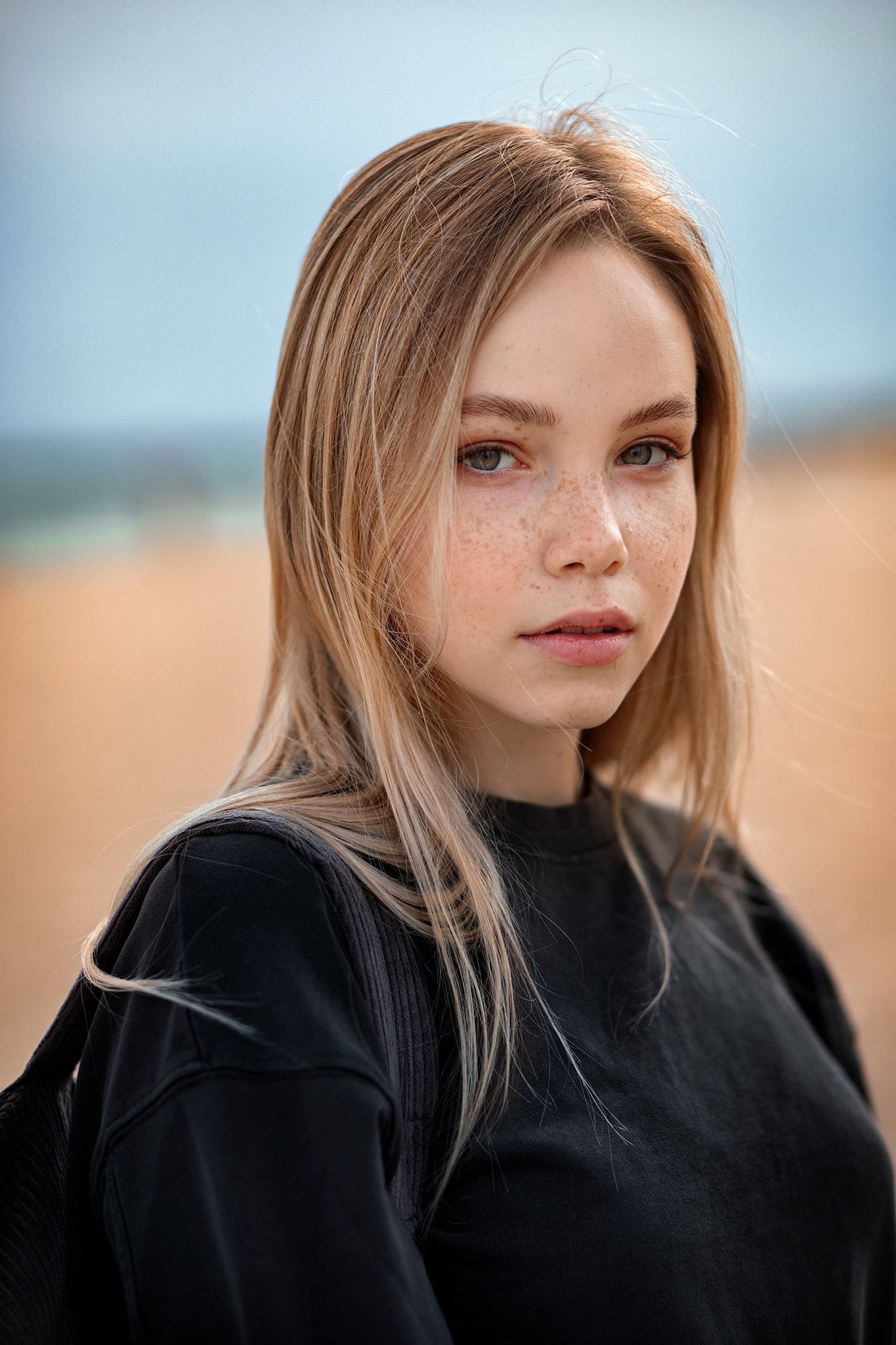 blonde, model, gray eyes, portrait display, Paweł Paoro Witkowski, women outdoors, freckles, bokeh, pink lipstick, 1080P, depth of field, face, women, Phone HD Wallpaper