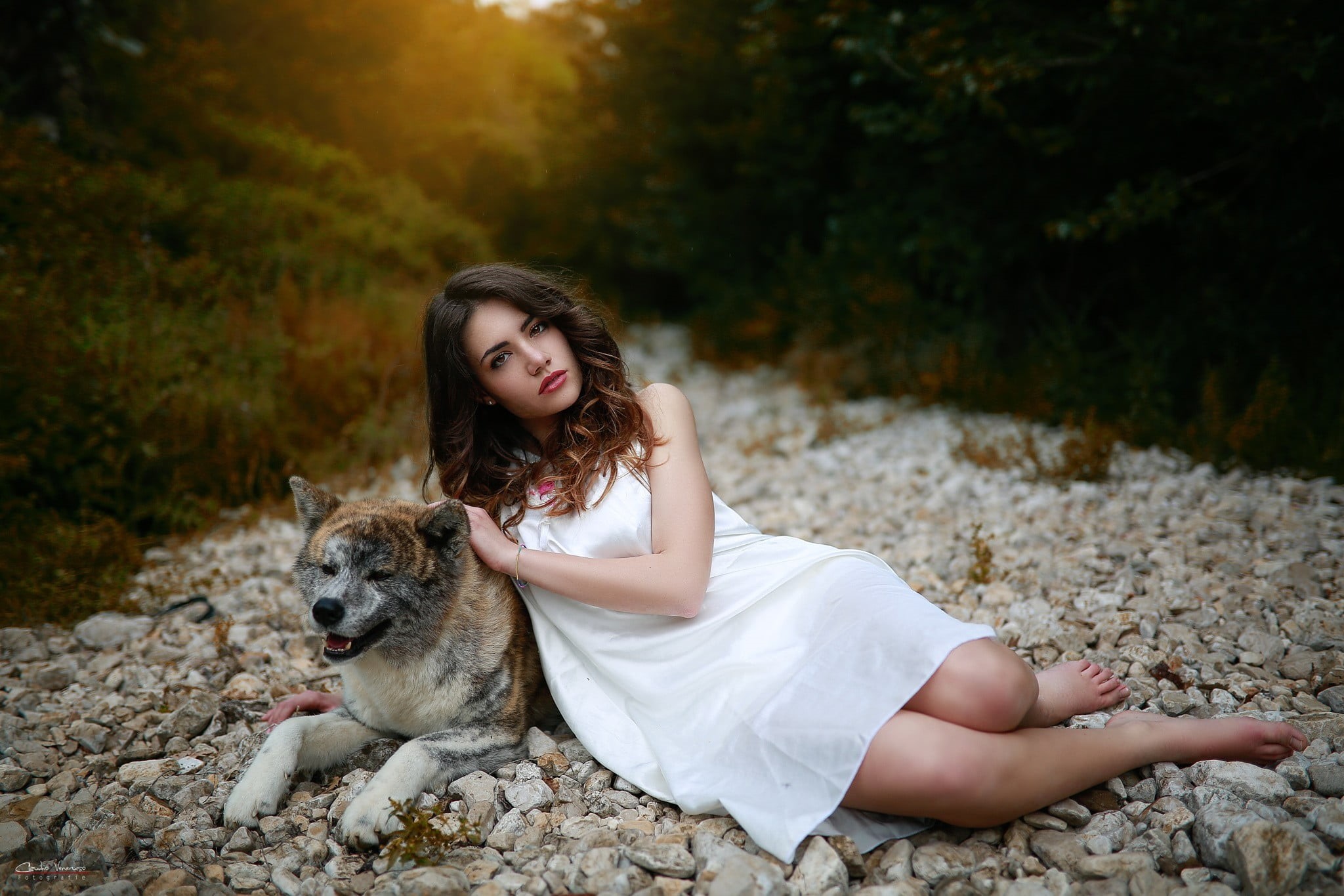 dog, lifestyles, domestic, rock, mammal, beautiful woman, one person, legs, hairstyle, women, pet owner, nature, pets, brunette, feet, red lipstick, 1080P, HD Wallpaper