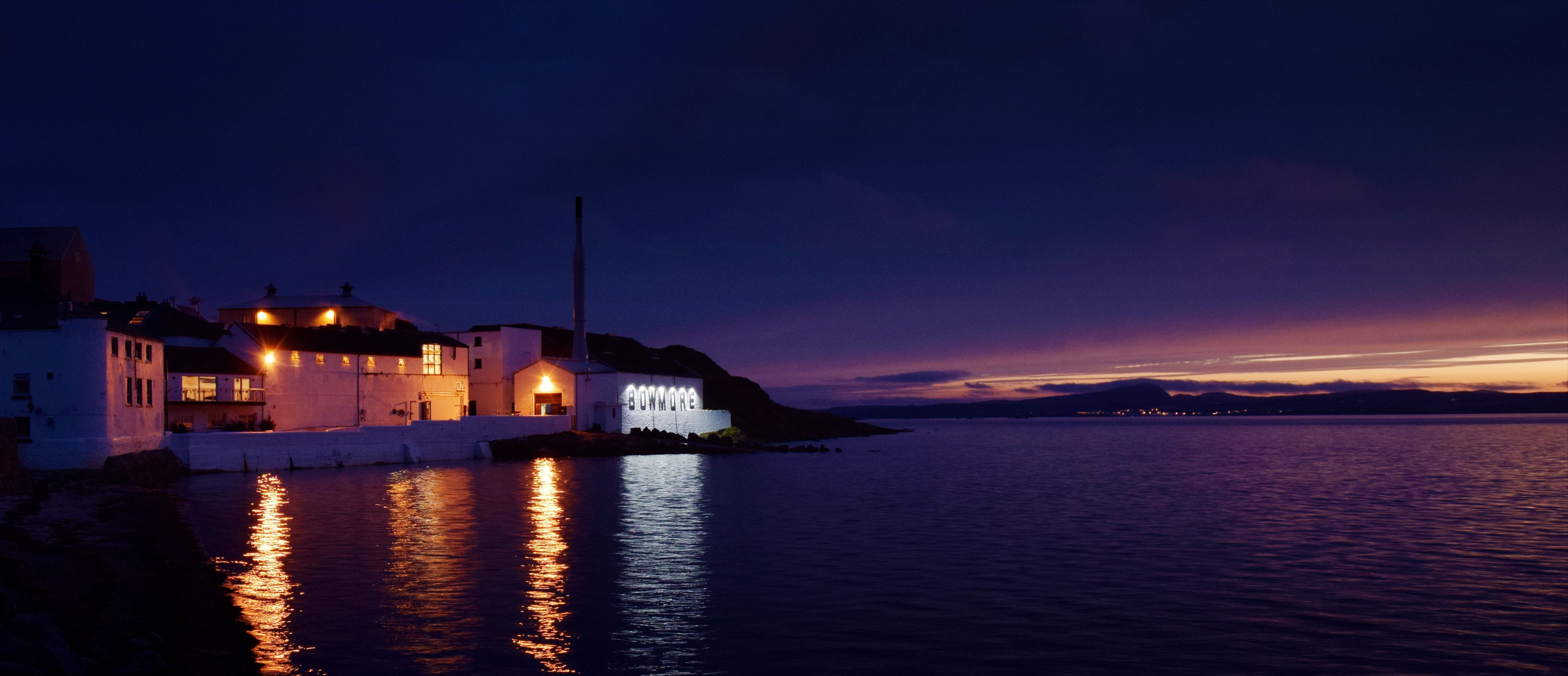 whisky, dusk, islay, lighting equipment, building, sky, water, scenics - nature, built structure, distillery, reflection, bay, night, sea, 5K, building exterior, HD Wallpaper