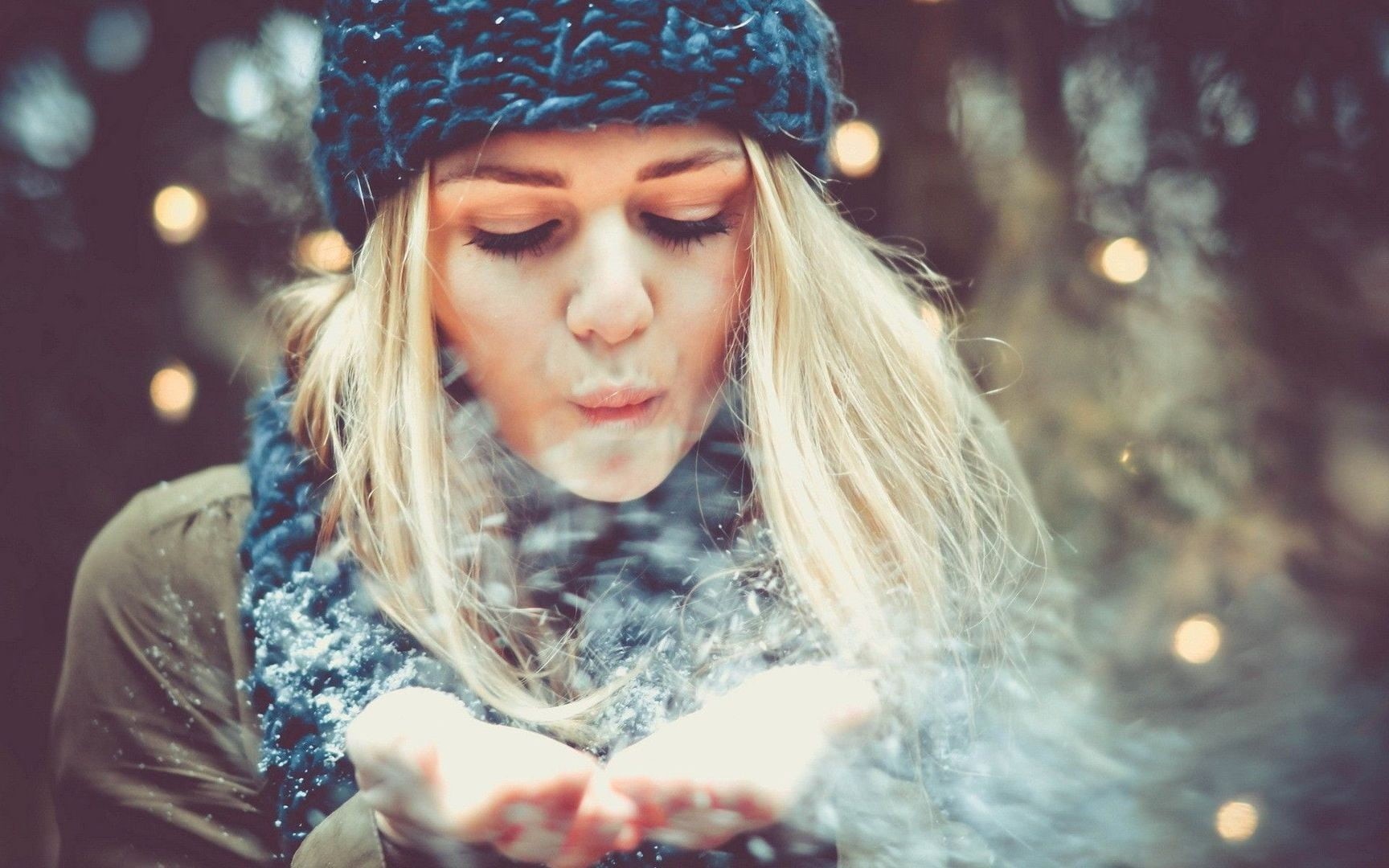 looking, joy, hairstyle, christmas, nature, knitted, fashion, fun, hair, cute, real people, happiness, warm clothing, A Beautiful Mind, blue, hipster, curvy, HD Wallpaper