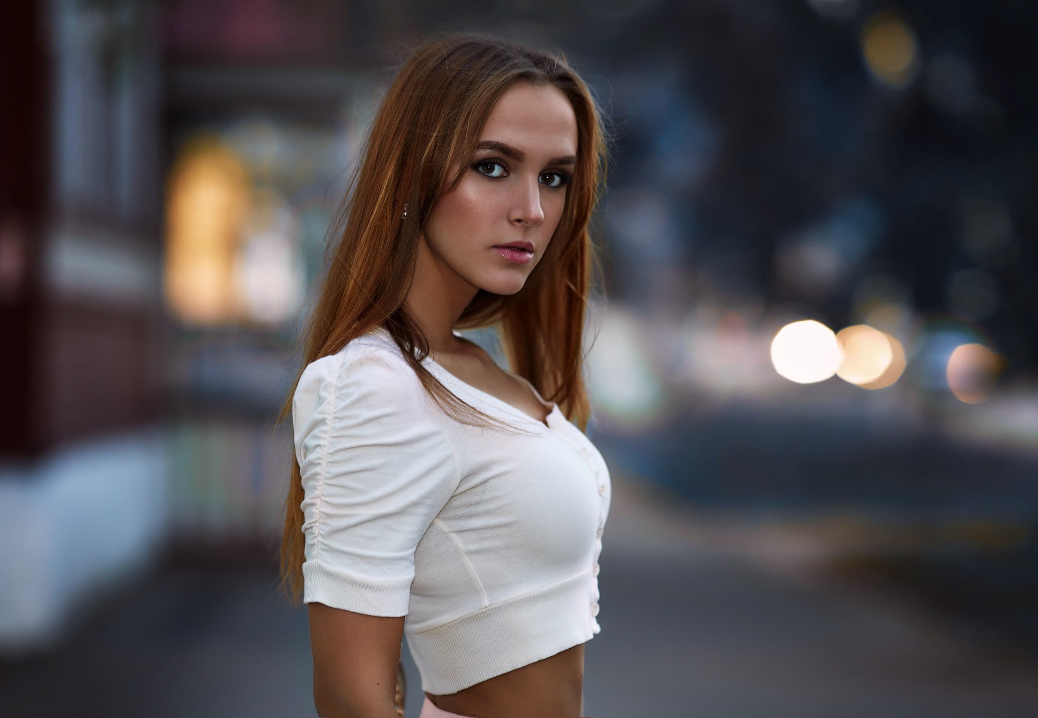 eyes, brown, Elena Butusov In, photographer, mouth, girl, straight hair, depth of field, looking at viewer, t-shirt, long hair, 1080P, face, photo, Sergey Baryshev, HD Wallpaper