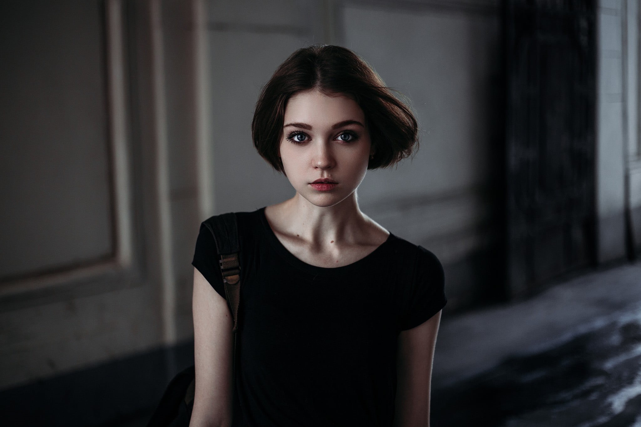 waist up, hairstyle, model, young adult, beautiful woman, adult, one person, serious, Olya Pushkina, dress, contemplation, indoors, beauty, 1080P, focus on foreground, HD Wallpaper