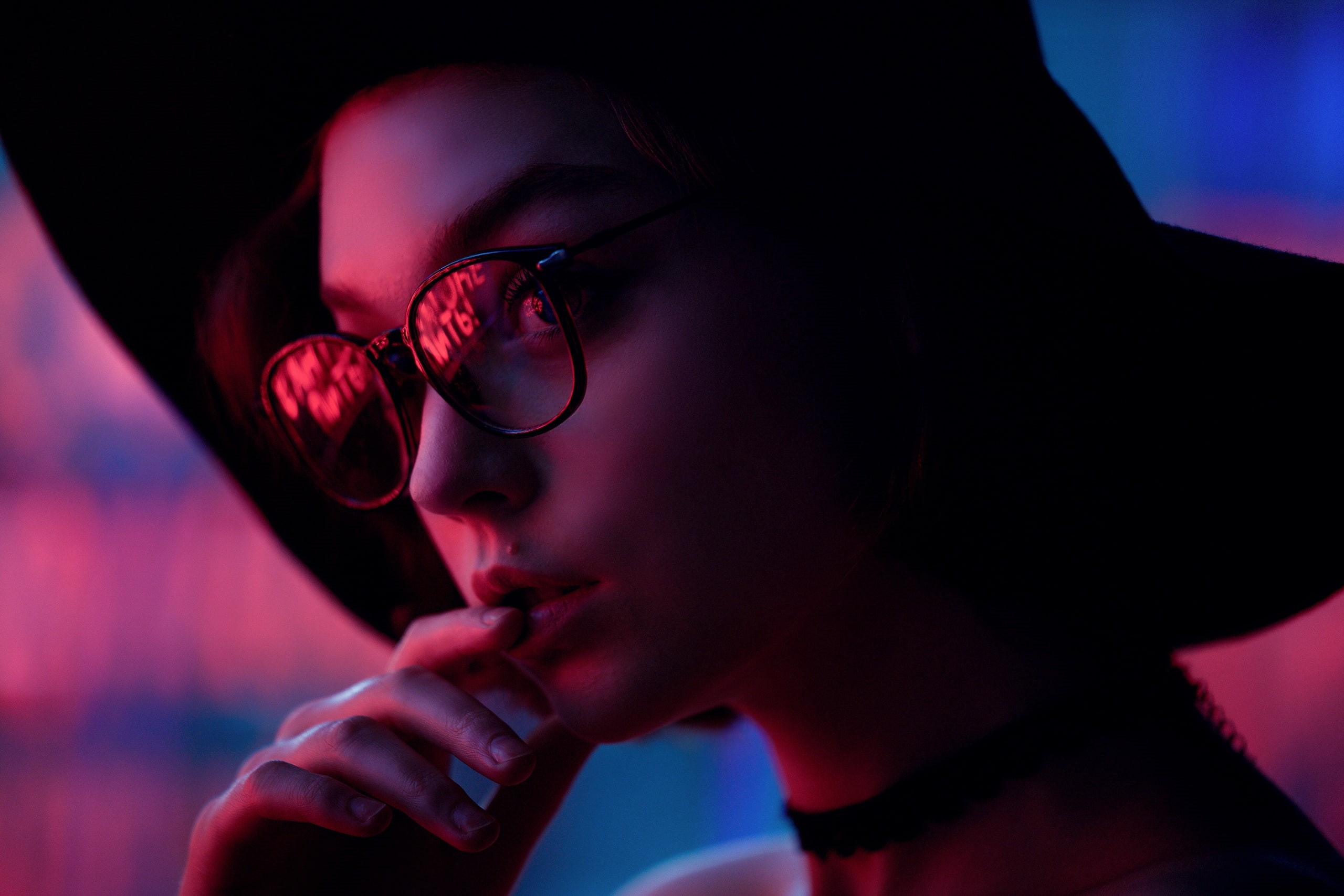 women with hats, Olya Pushkina, women, glasses, looking away, portrait, neon lights, 2K, indoors, finger on lips, necklace, model, hat, women indoors, HD Wallpaper