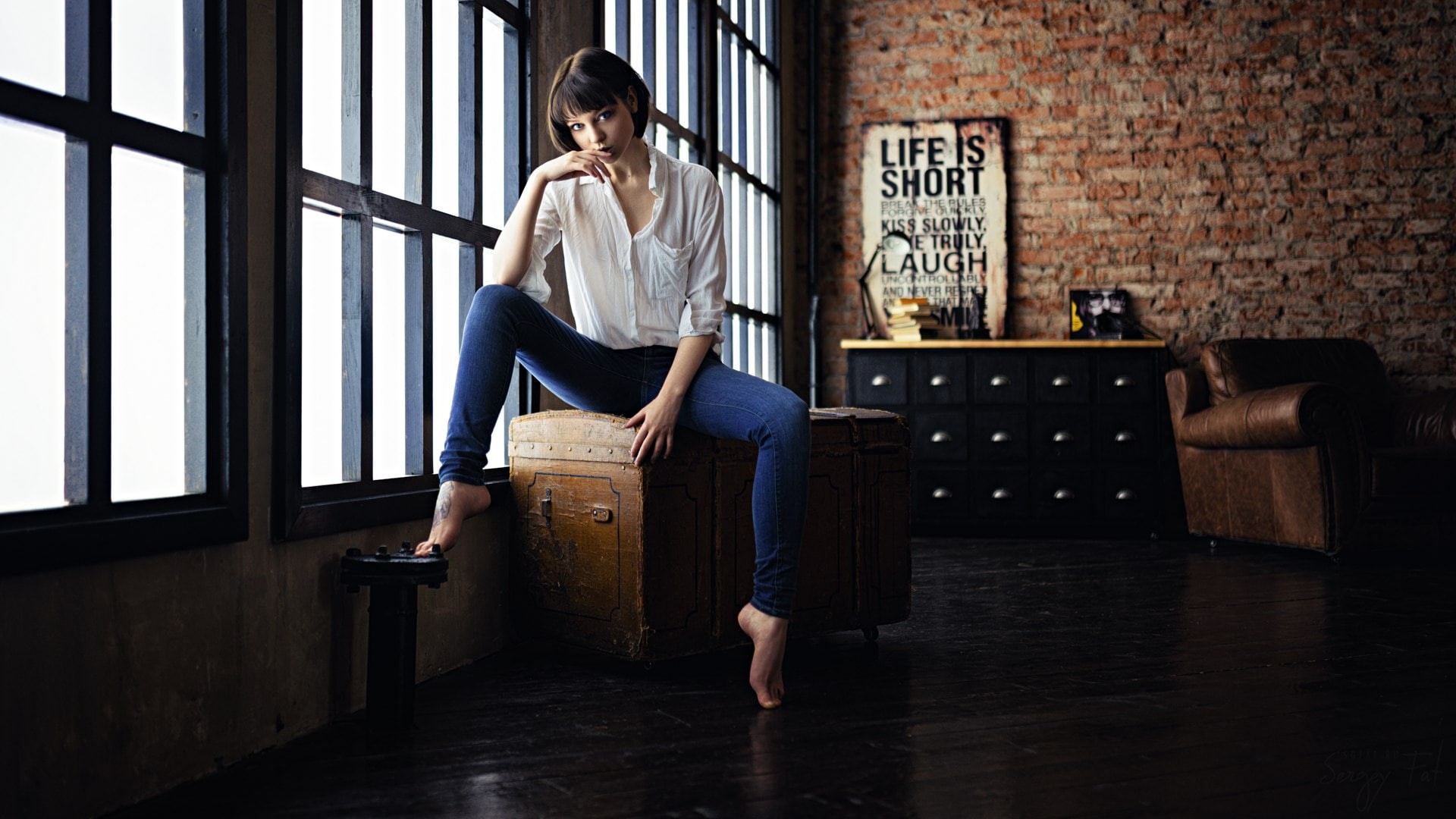 1080P, women, Sergey Fat, model, barefoot, sitting, Olya Pushkina, HD Wallpaper