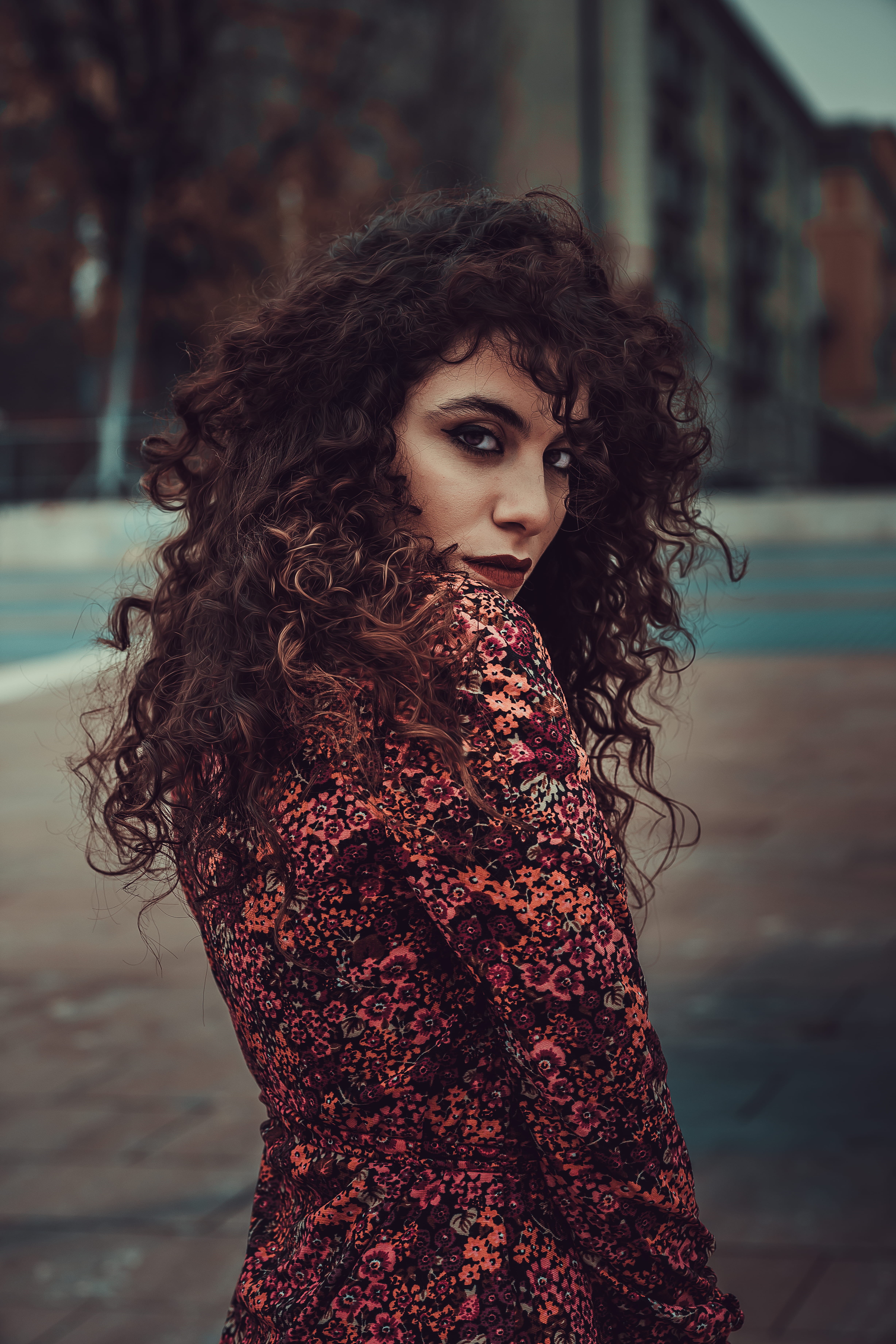contemplation, young women, hair, women, dress, fashion, floral, beauty, lady, leisure activity, wearing, posing, portrait, wear, real people, looking at camera, Phone HD Wallpaper