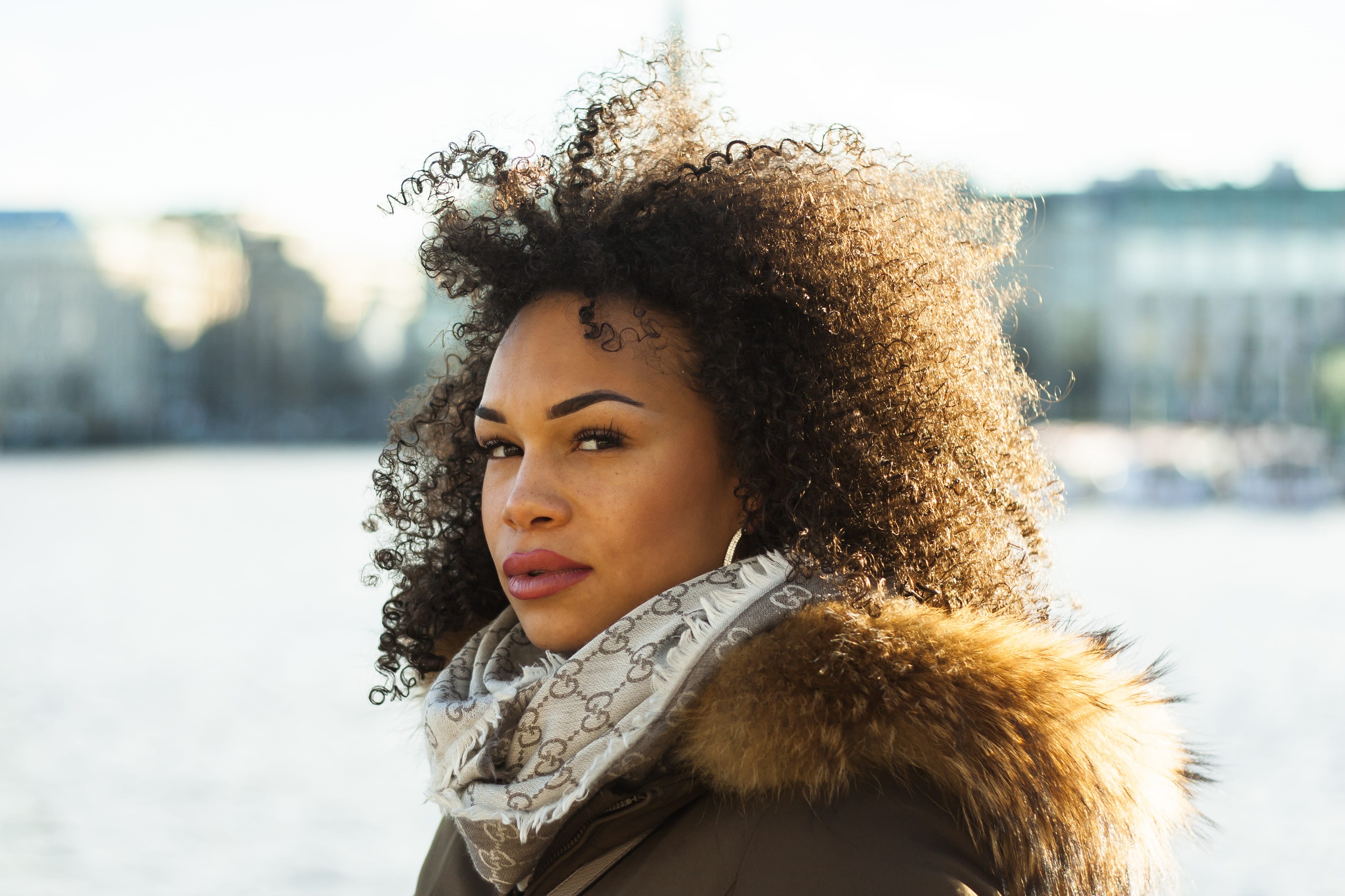 young adult, headshot, cold temperature, leisure activity, wear, season, portrait, fashion, landscape, one person, fur, 4K, frizzy, outdoors, scarf, female, HD Wallpaper