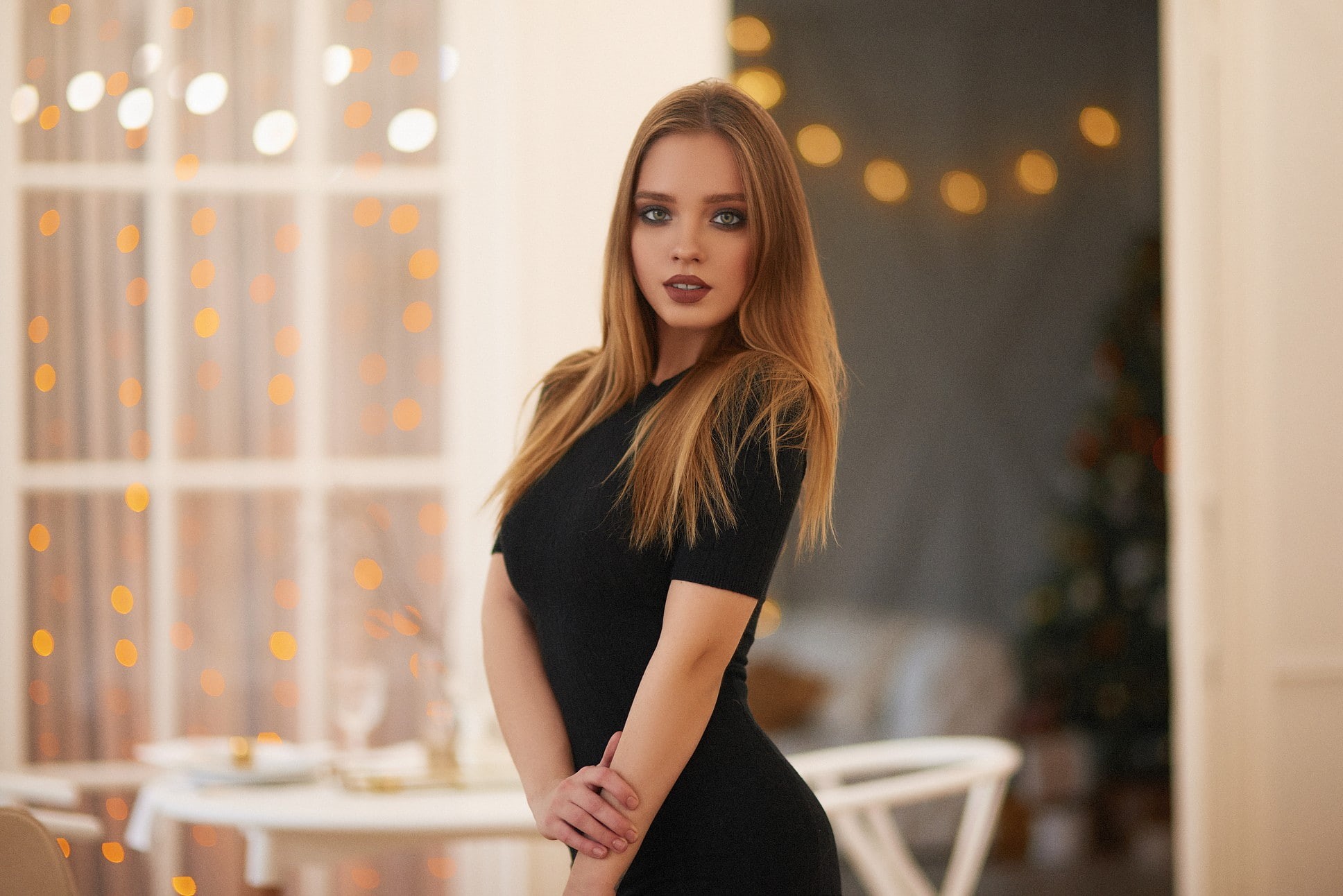 tight dress, women, Katya Kotaro, 1080P, long hair, looking at viewer, eyeliner, blonde, red lipstick, black dress, portrait, HD Wallpaper