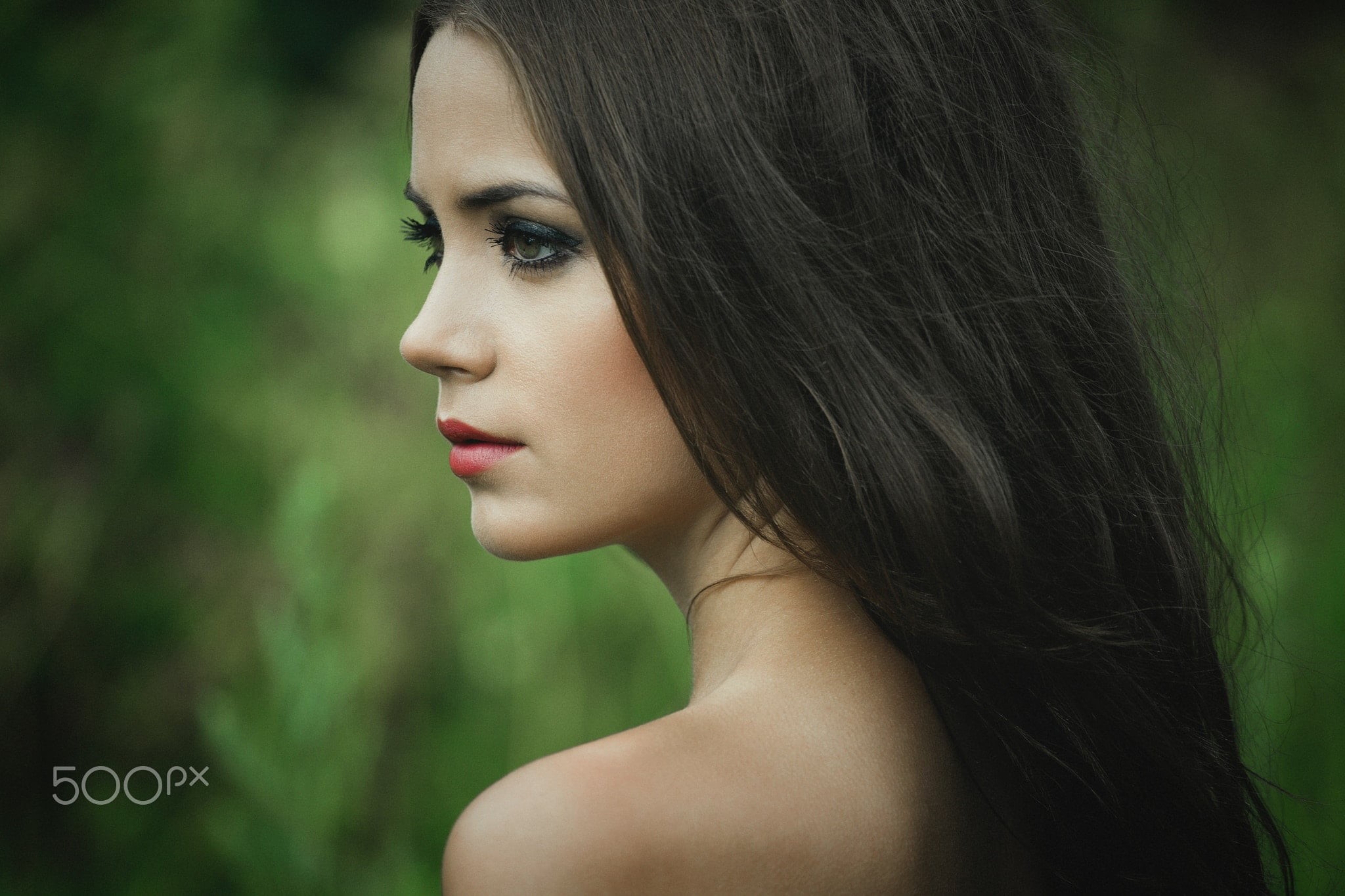 focus on foreground, human face, eyeliner, beauty, Ksenia Kokoreva, beautiful woman, profile view, young adult, brown hair, face, long hair, looking, depth of field, HD Wallpaper