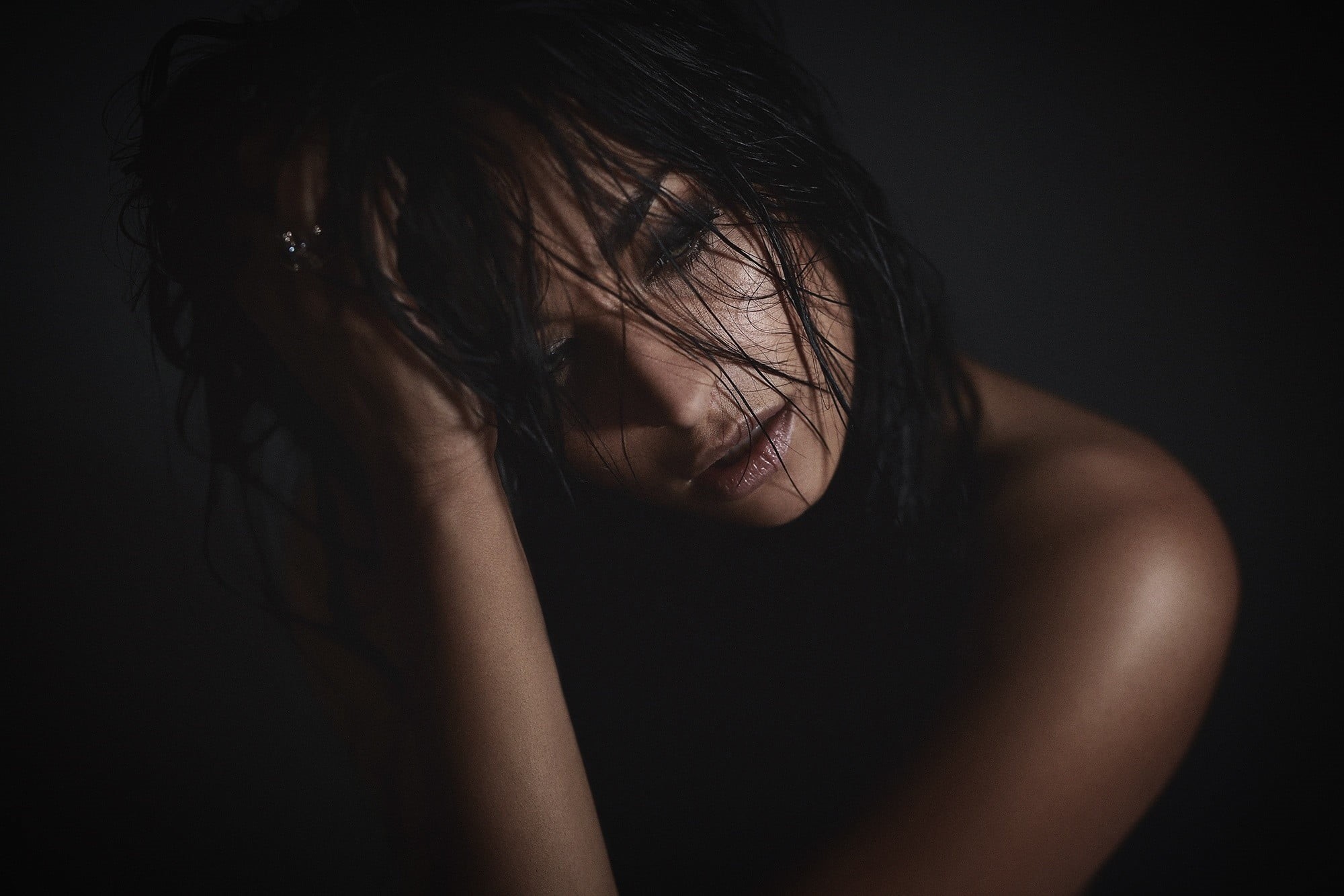 Alex Heitz, depression - sadness, indoors, young adult, 1080P, contemplation, human face, young women, simple background, sadness, beautiful woman, studio shot, HD Wallpaper