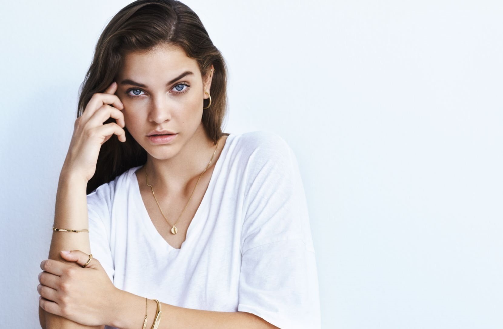 Barbara Palvin, studio shot, worried, depression - sadness, looking, women, front view, 720P, casual clothing, indoors, model, Hungarian, hopelessness, HD Wallpaper