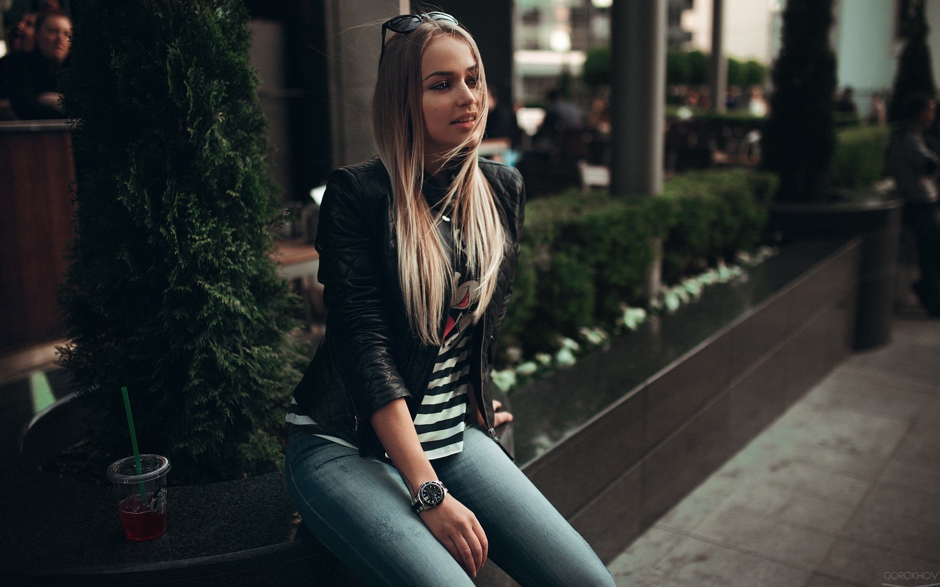 sitting, Maria Puchnina, blonde, blue, beauty, young adult, front view, focus on foreground, real people, leather jackets, teenager, looking, adult, 1080P, HD Wallpaper