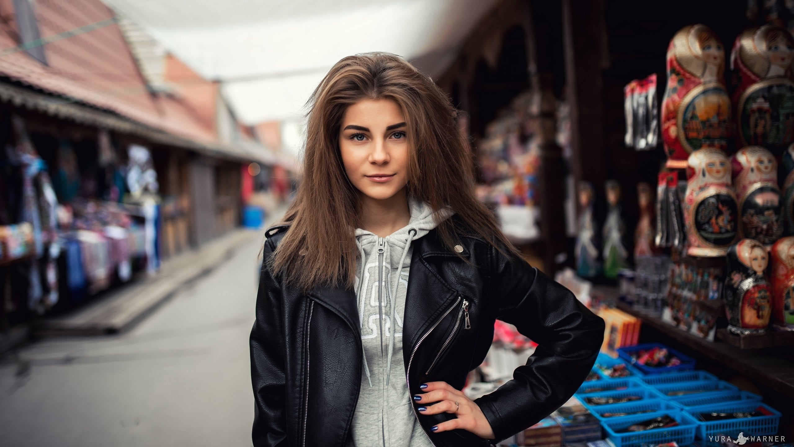 brunette, women outdoors, blouses, zipper, women, Yura Warner, Public, long hair, black jackets, jacket, model, urban, open jacket, blouse, leather jackets, HD Wallpaper