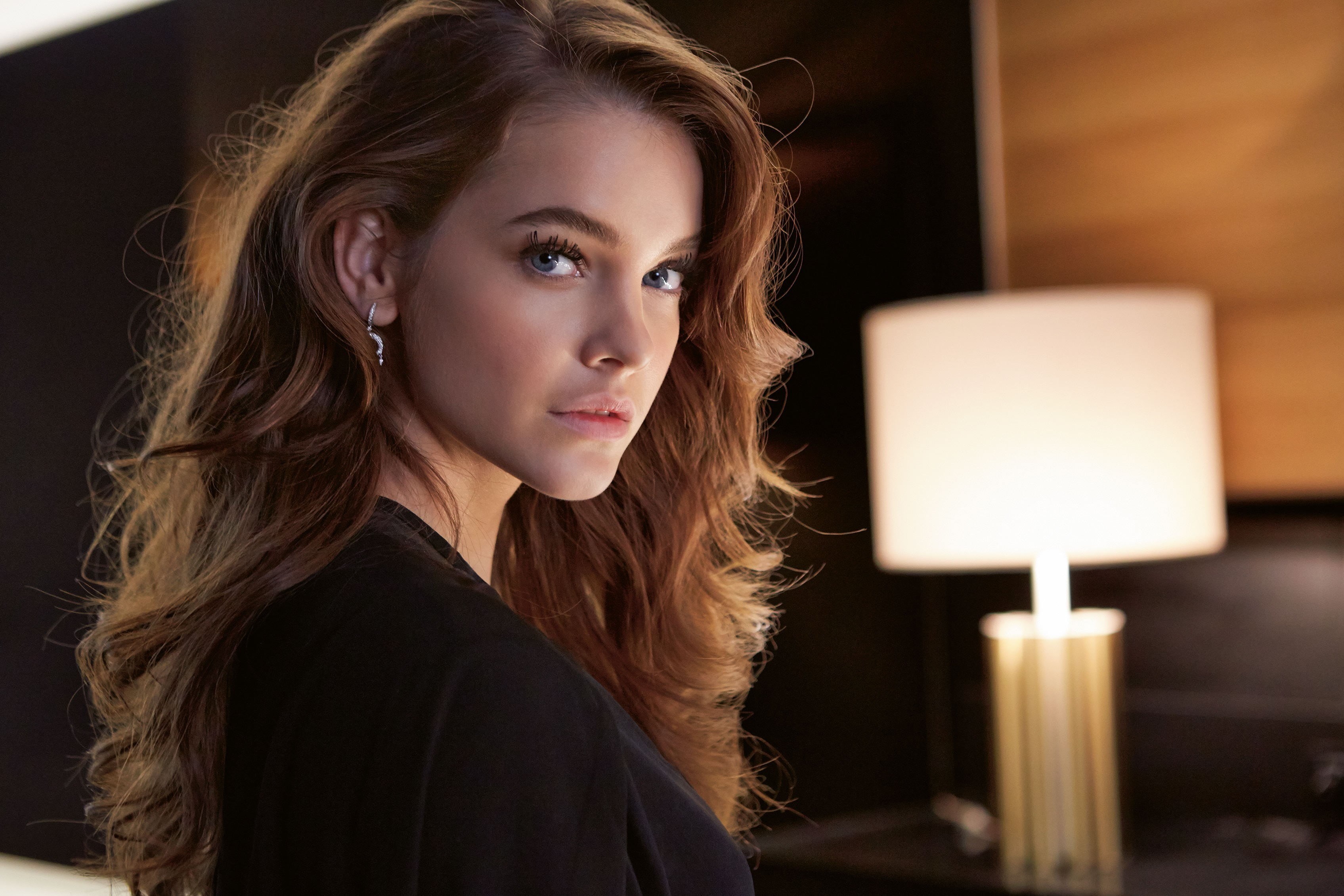 2K, portrait, contemplation, young adult, women, illuminated, looking at camera, teenager, indoors, hairstyle, one person, young women, Barbara Palvin, HD Wallpaper