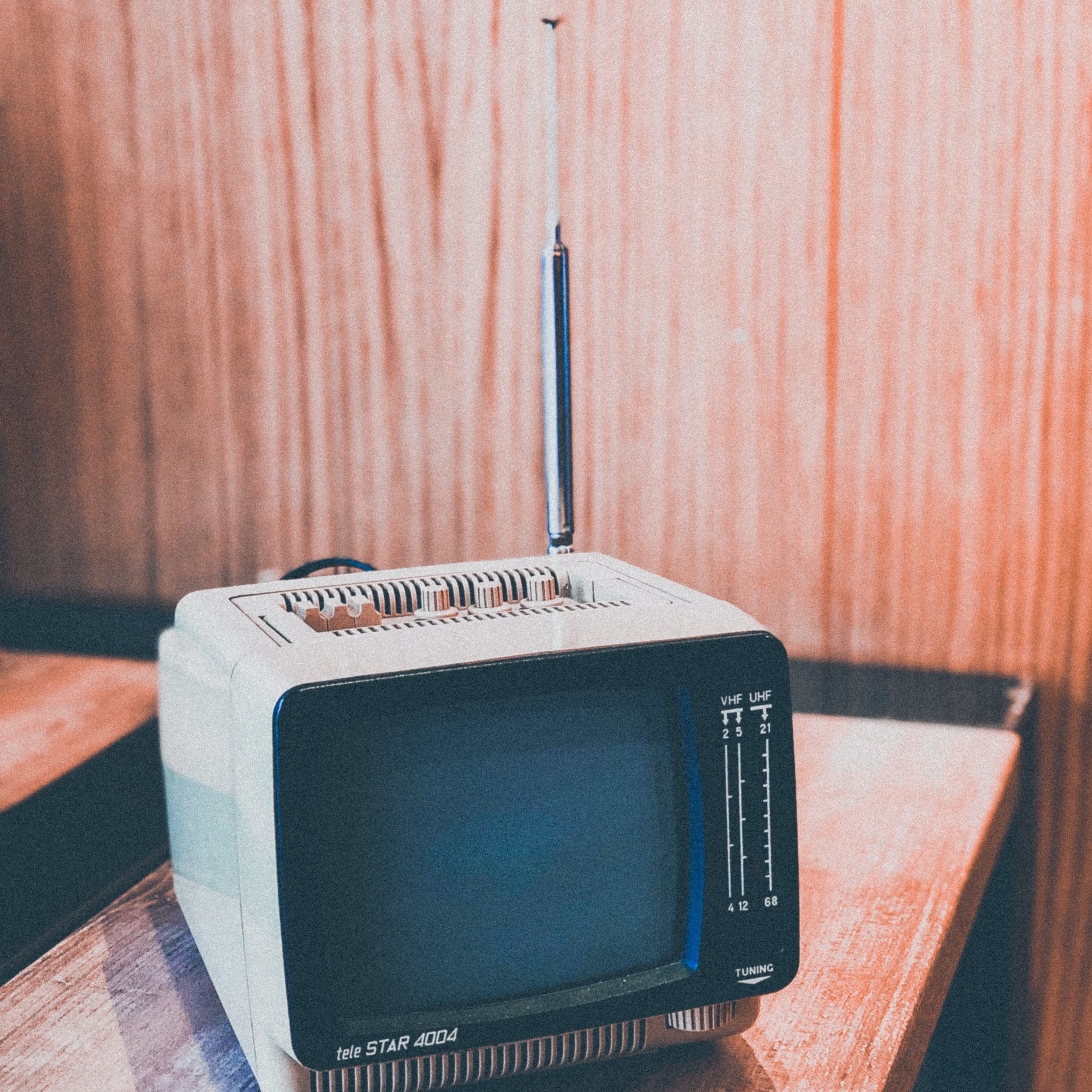 wood, router, music, personal accessory, single object, retro styled, 2K, focus on foreground, furniture, text, close-up, computer, wireless technology, Phone HD Wallpaper
