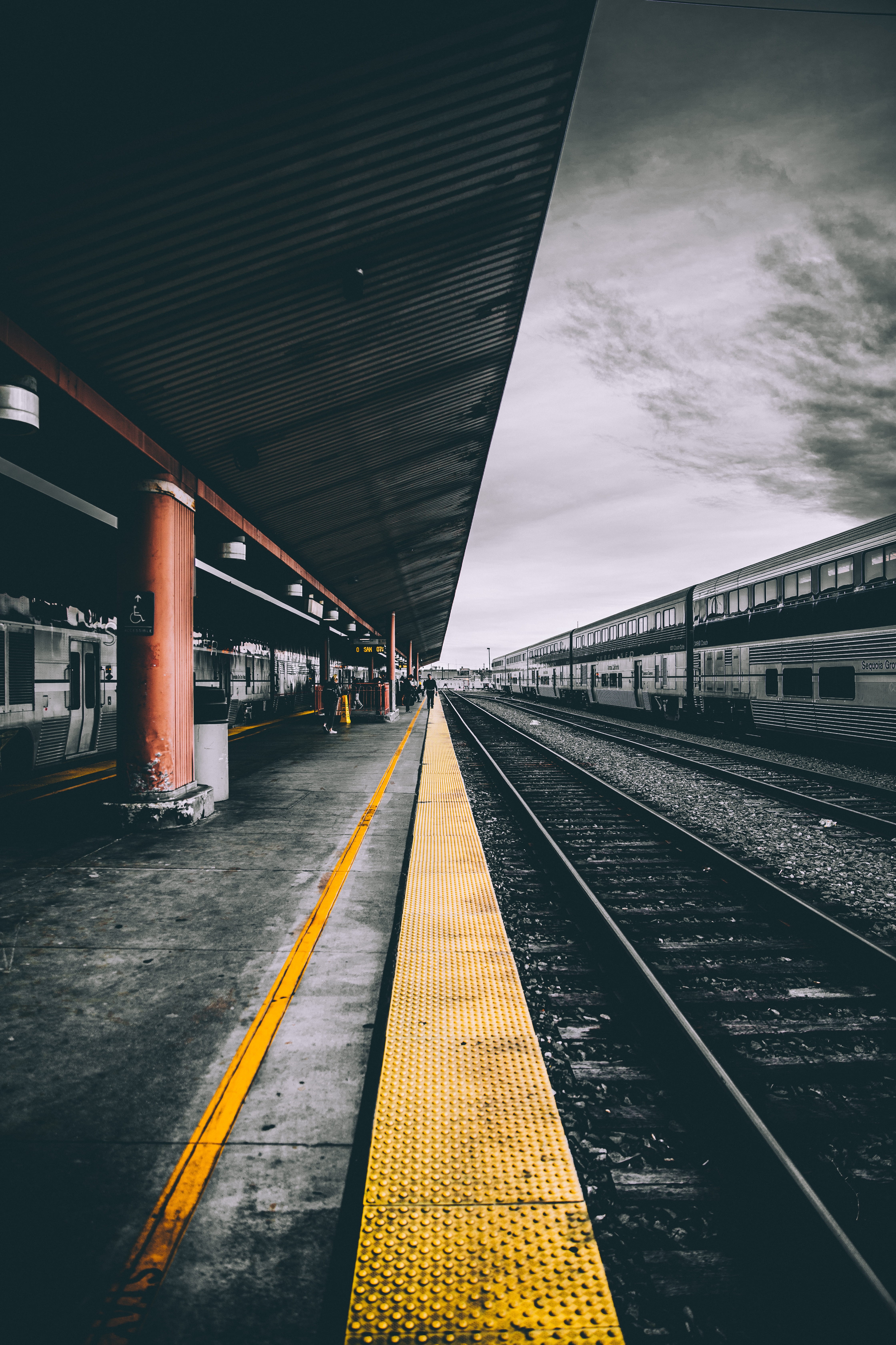 diminishing perspective, architectural column, outdoors, railroad station, nature, railroad Track, the way forward, mode of Transport, architecture, travel, Phone HD Wallpaper