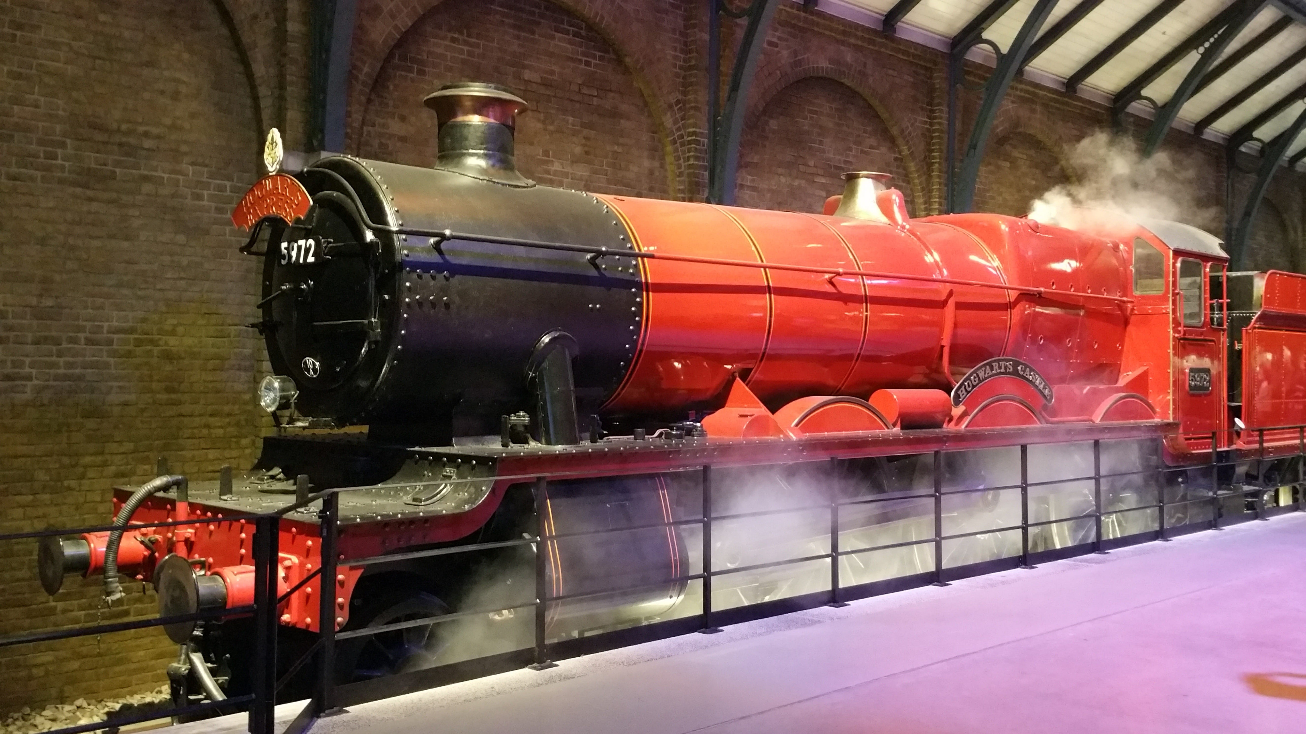 orange color, motion, Warner Bros, accidents and disasters, machinery, indoors, harry potter studio, water, no people, rail transportation, transportation, HD Wallpaper