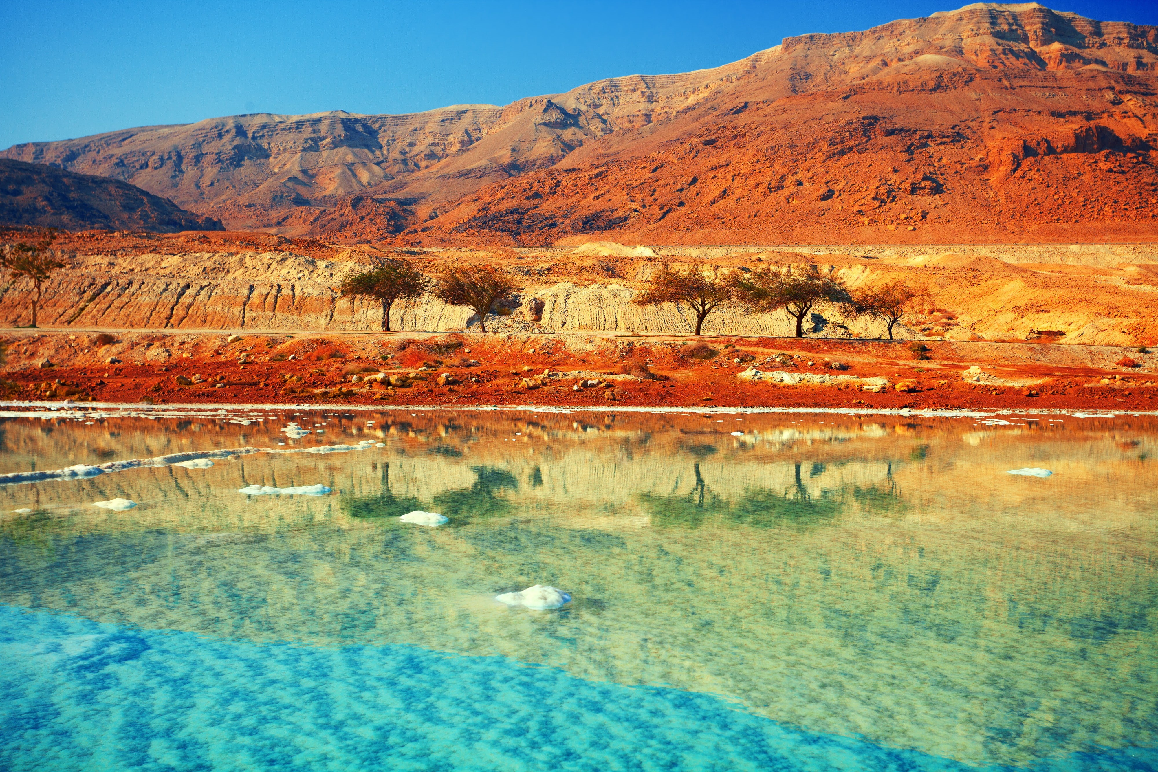 idyllic, tranquil scene, eroded, mountain, beauty in nature, 4K, formation, outdoors, environment, water, no people, Dead Sea, nature, desert, mountain range, HD Wallpaper